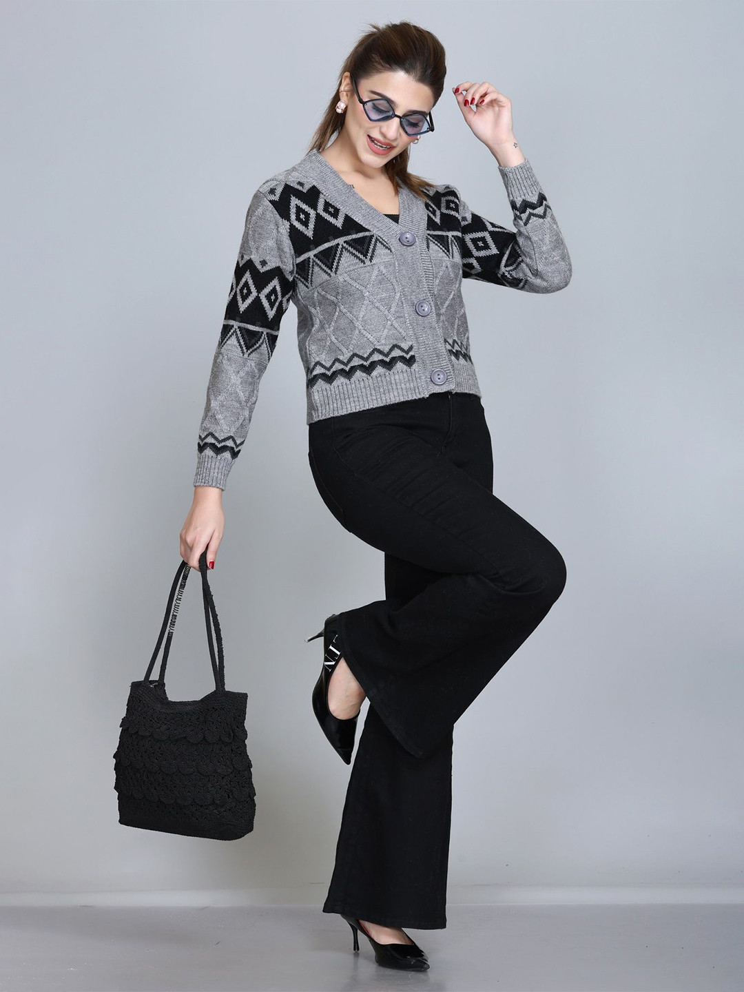 

Winter Wonders Women Woollen Crop Sweaters, Grey