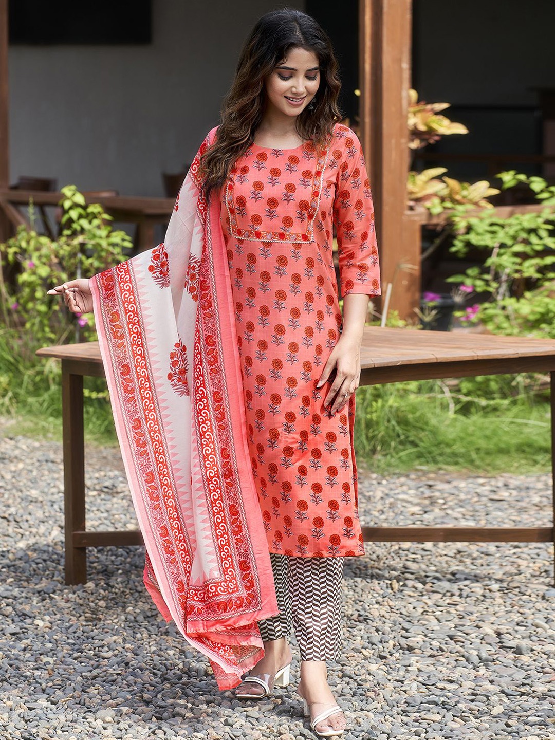 

KALINI Floral Printed Kurta with Trouser & Dupatta, Red