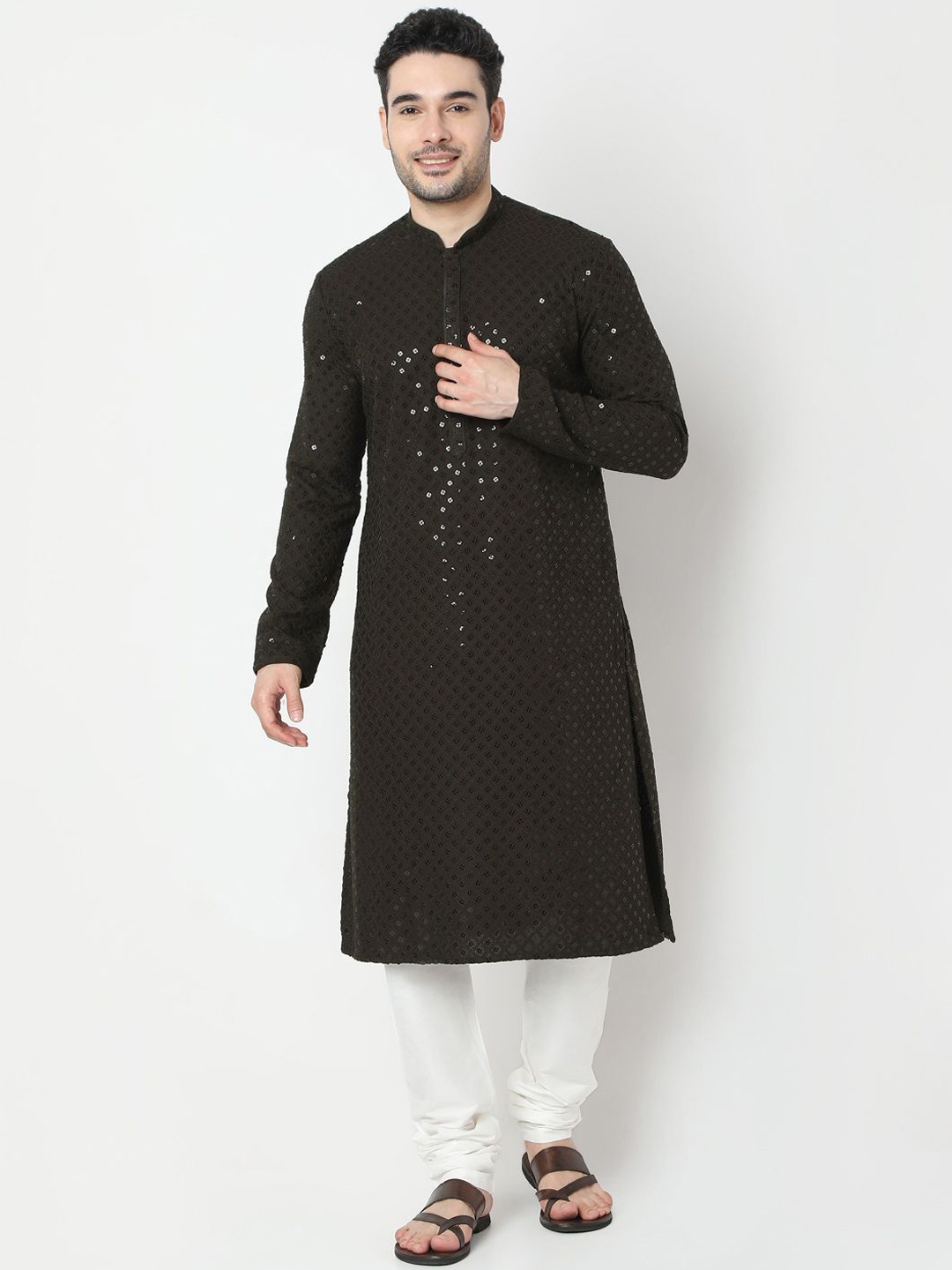 

Ethnicity Geometric Embroidered Sequinned Mandarin Collar Straight Kurta with Churidar, Black