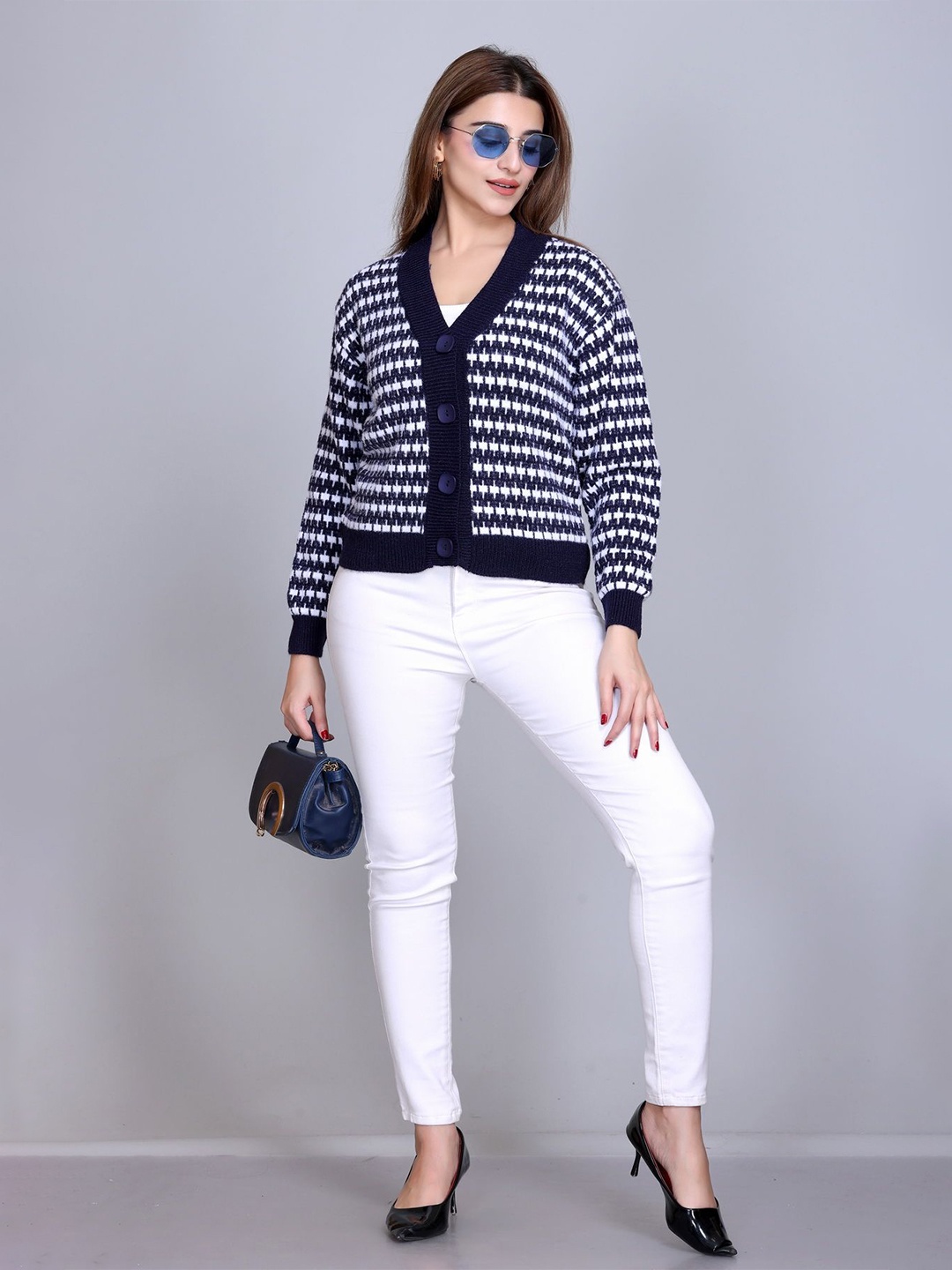 

Winter Wonders Women Printed Woollen Crop Cardigan, Blue