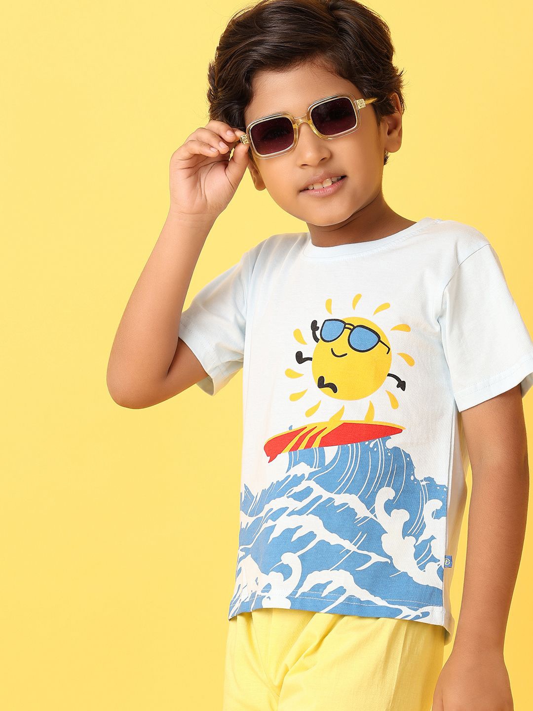 

V-Mart Boys Printed T-shirt with Shorts Clothing Set, Blue