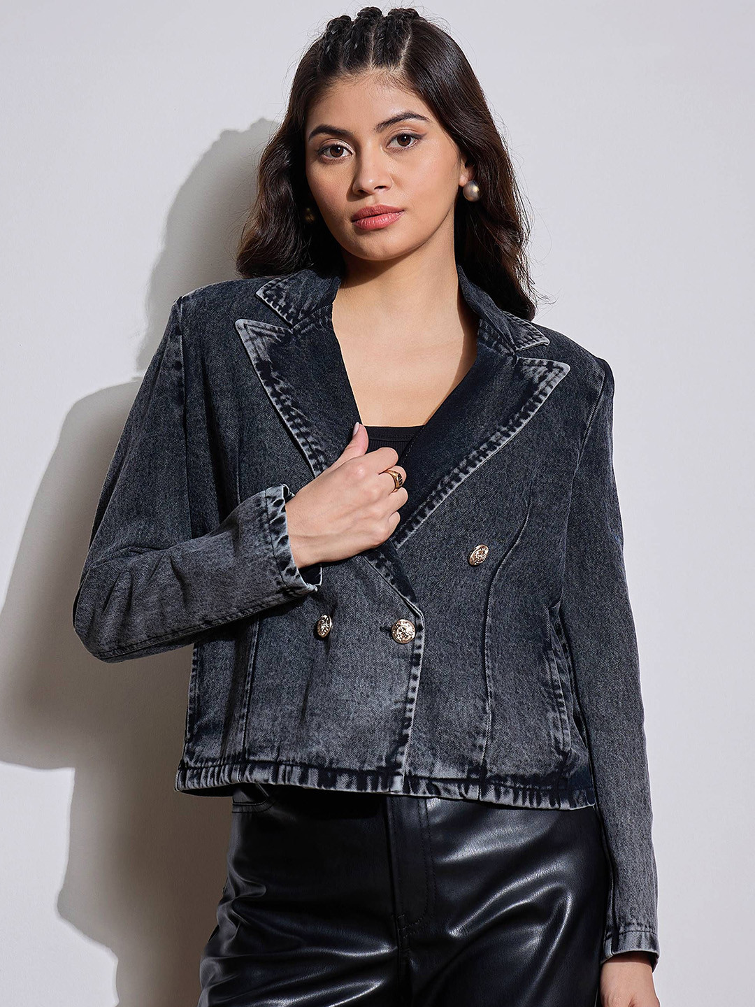 

SASSAFRAS Comfort-Fit Double Breasted Blazer, Black