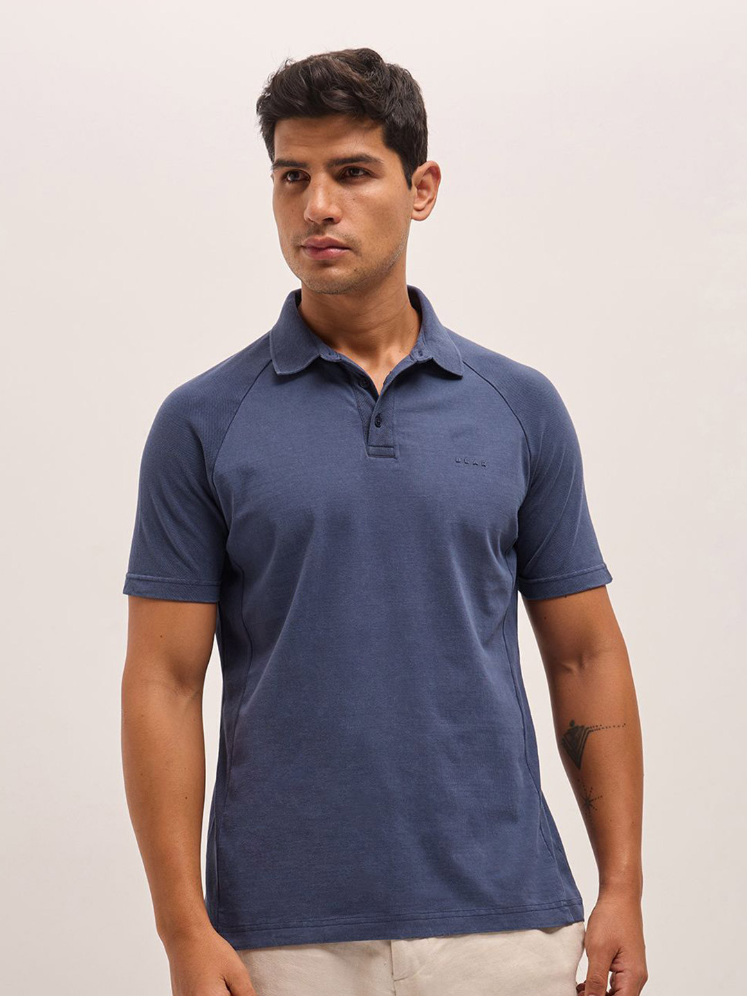 

THE BEAR HOUSE Men Solid Polo Collar Cotton T-shirt, Blue
