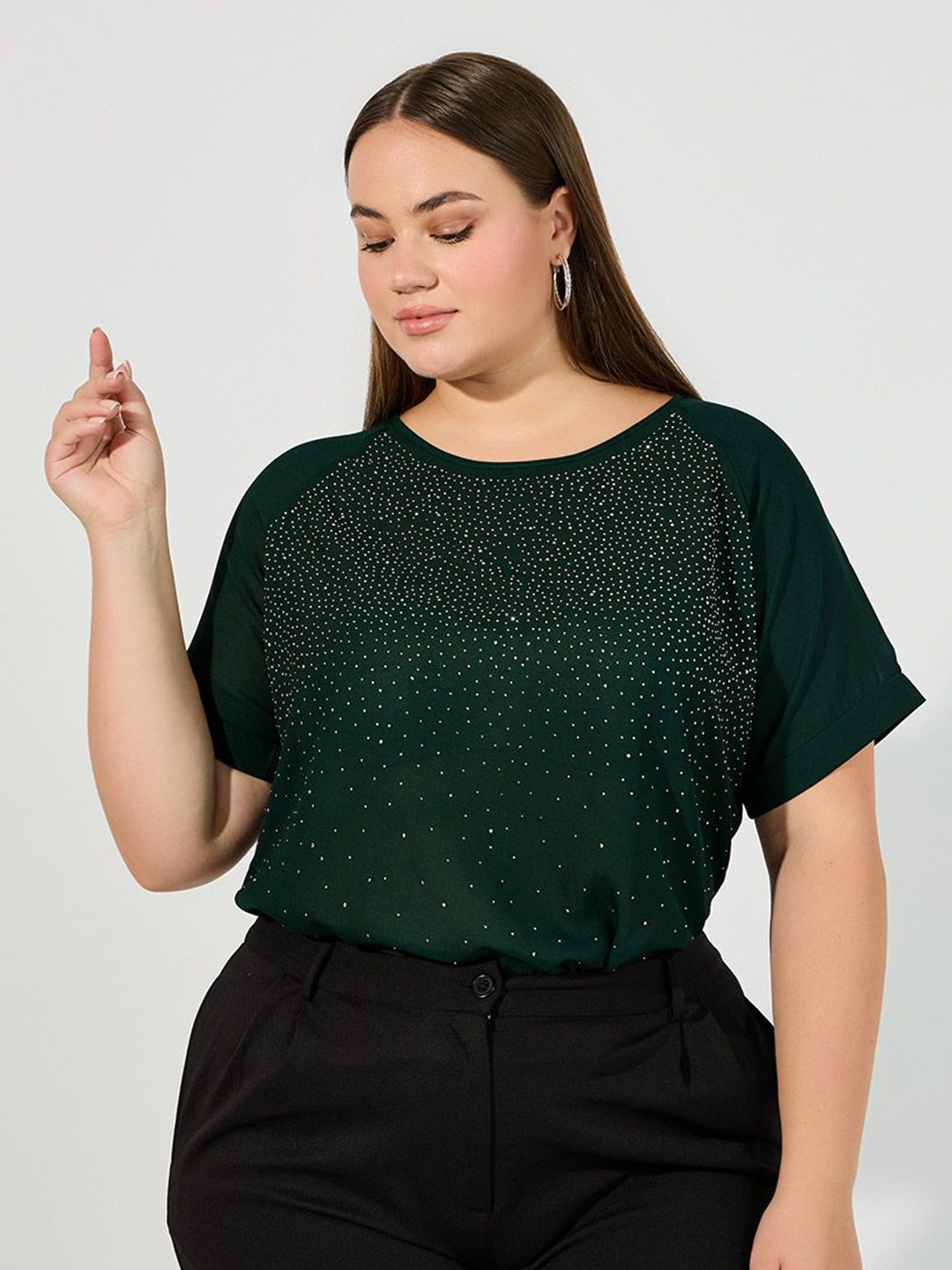 

Styli Women Plus Size Short Sleeve Top, Green