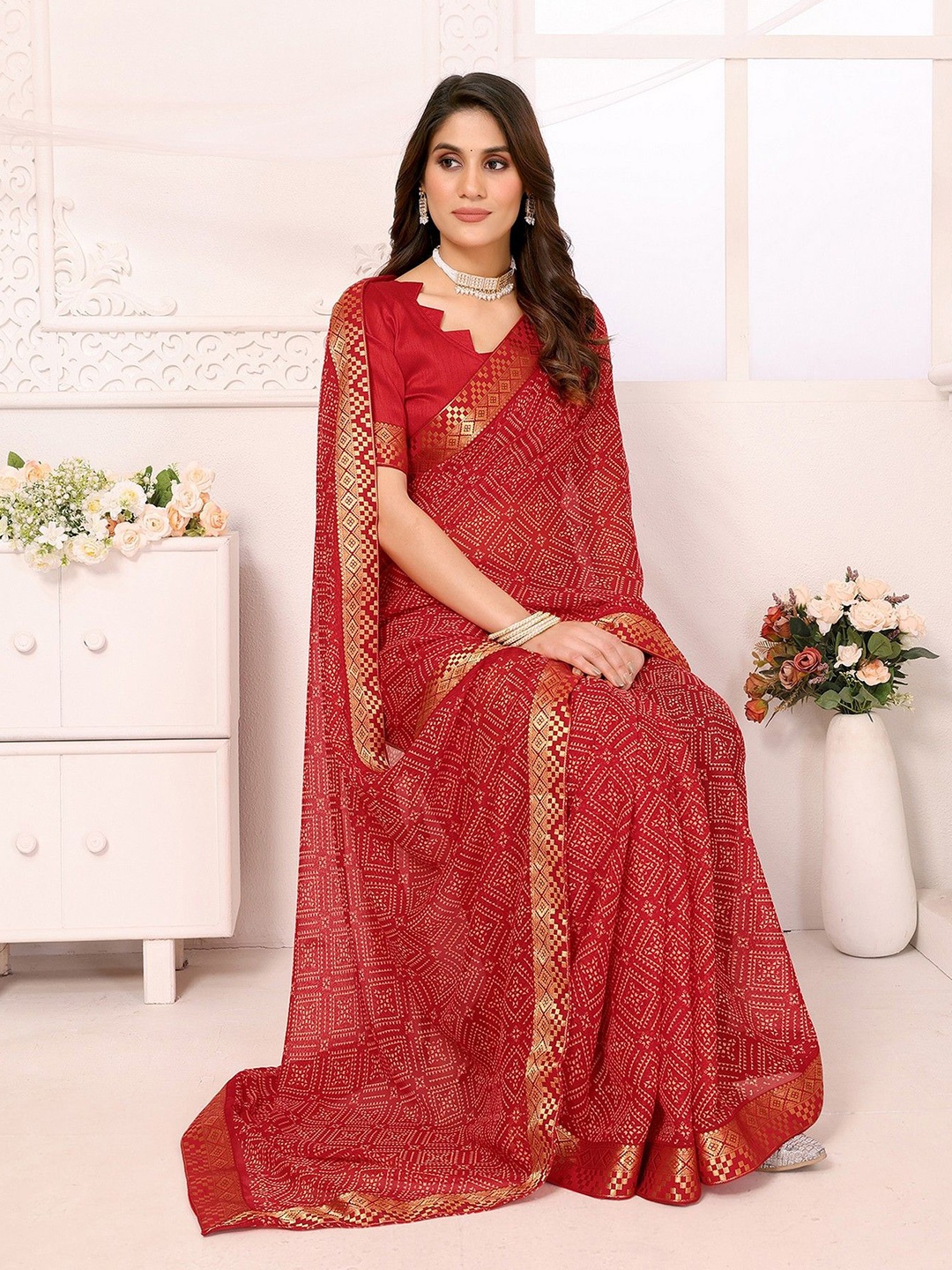 

KALINI Printed Zari Saree, Red