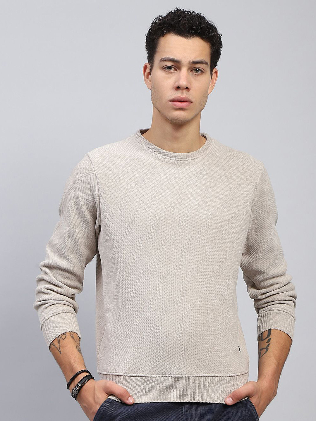 

Monte Carlo Men Self Design Round Neck Pullover Sweatshirt, Beige