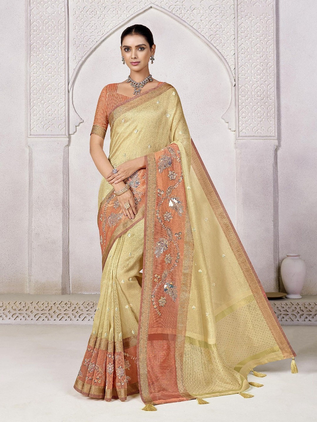 

MAHALASA Ethnic Motifs Embroidered Tissue Saree, Yellow