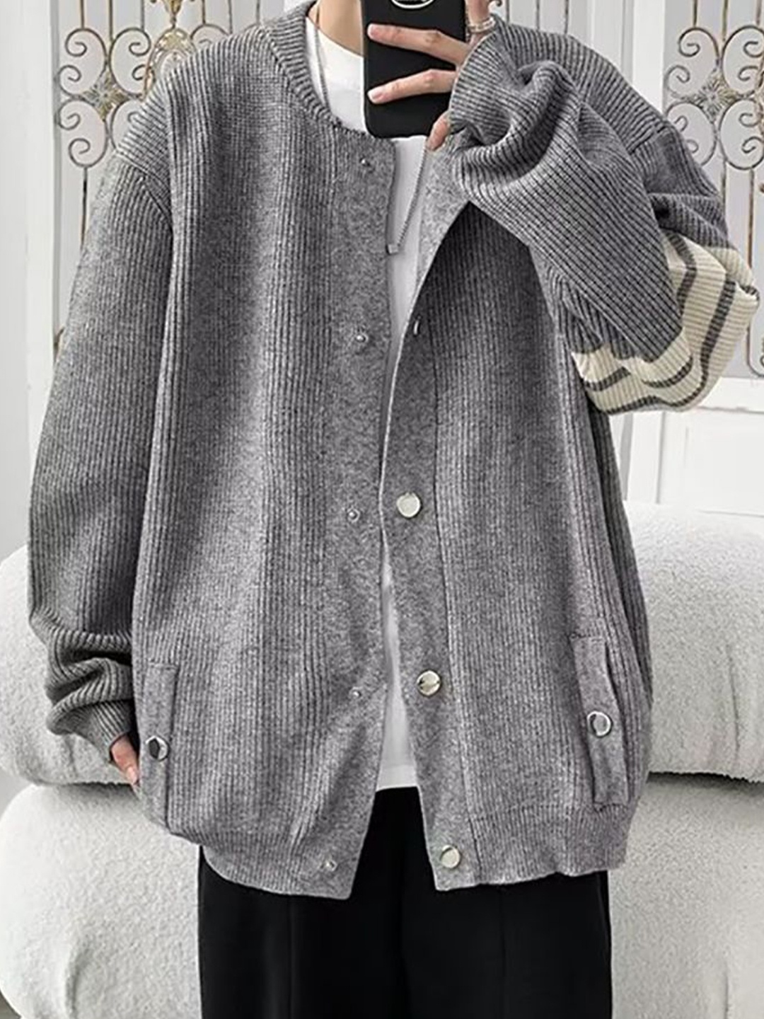 

StyleCast x Revolte Men Grey Full Sleeves Cardigan Sweaters