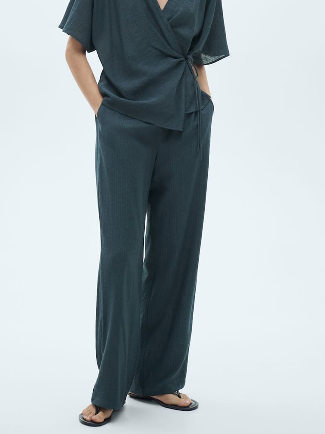 

MANGO Women Flowy Textured Trousers, Navy blue