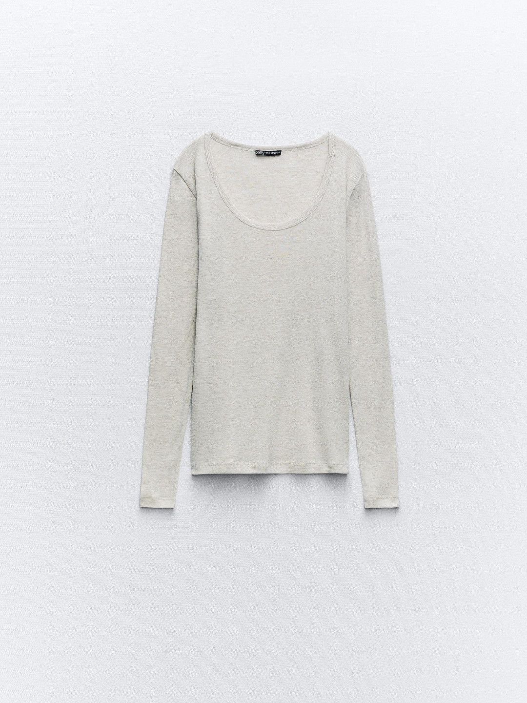 

ZARA Women Tshirts, Na
