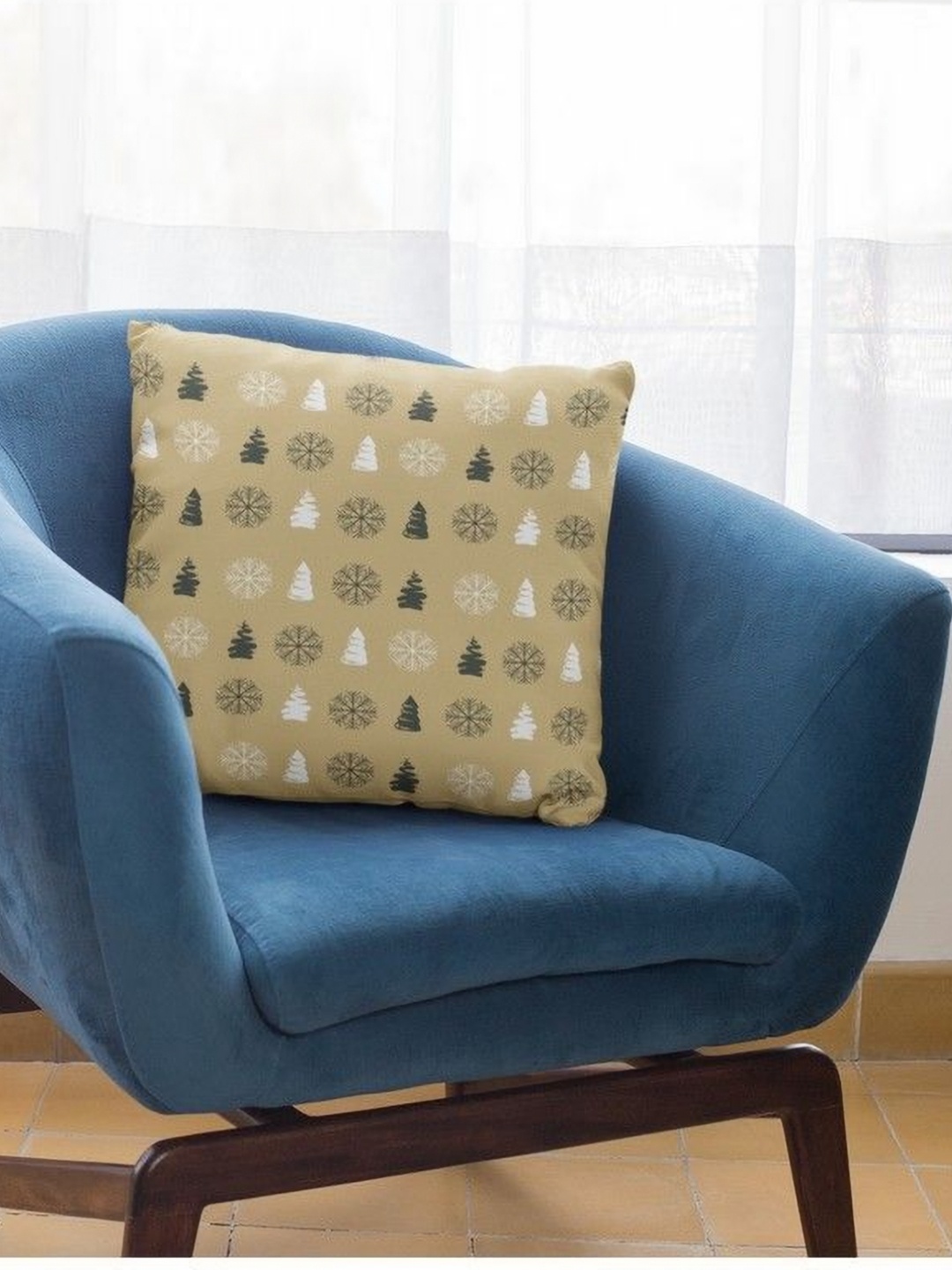 

THEYAYACAFE Brown & White Abstract Printed Square Shaped Cushion Cover