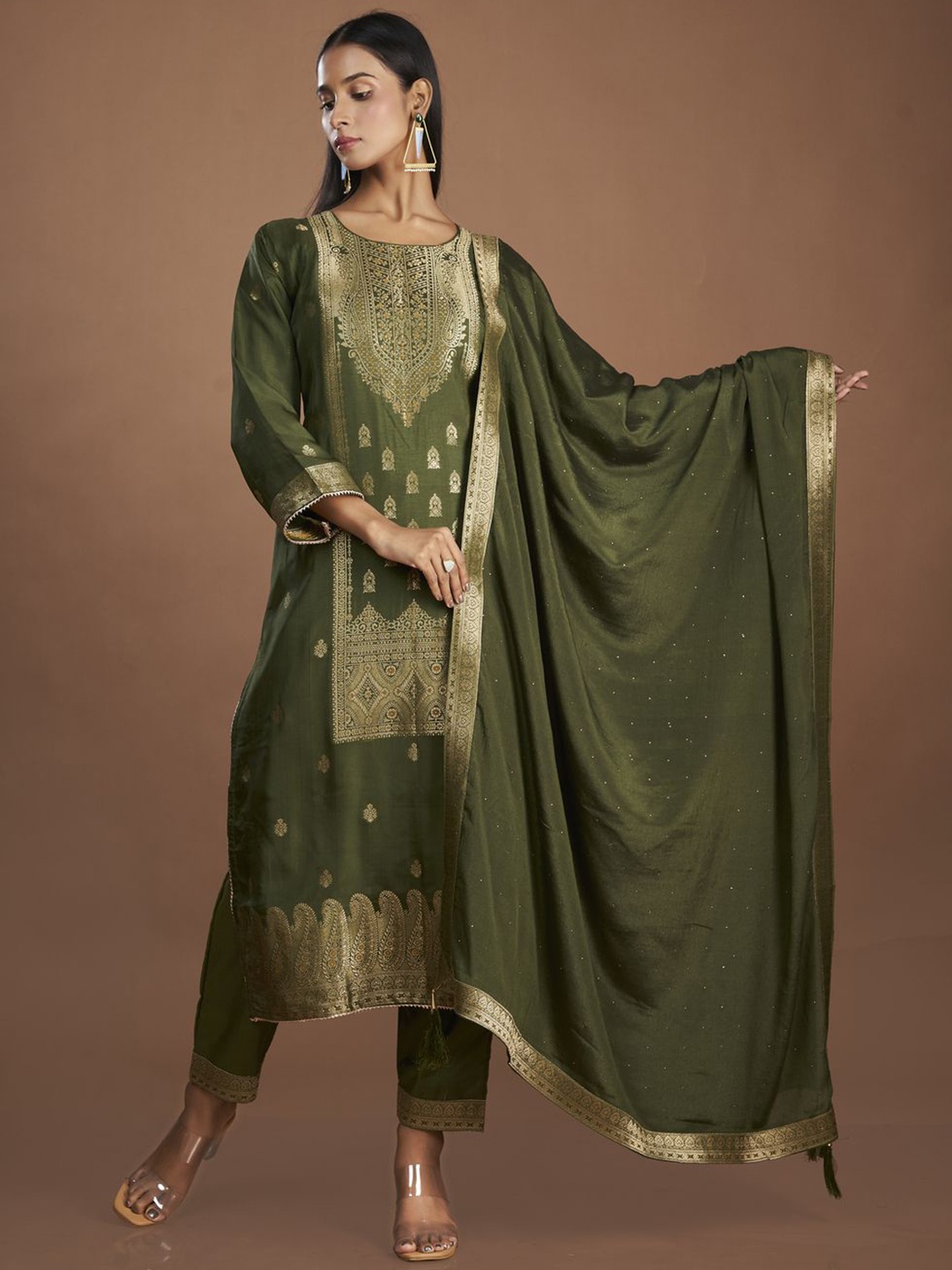 

ISHKIYA Ethnic Motifs Pure Silk Kurta with Trouser & Dupatta, Green