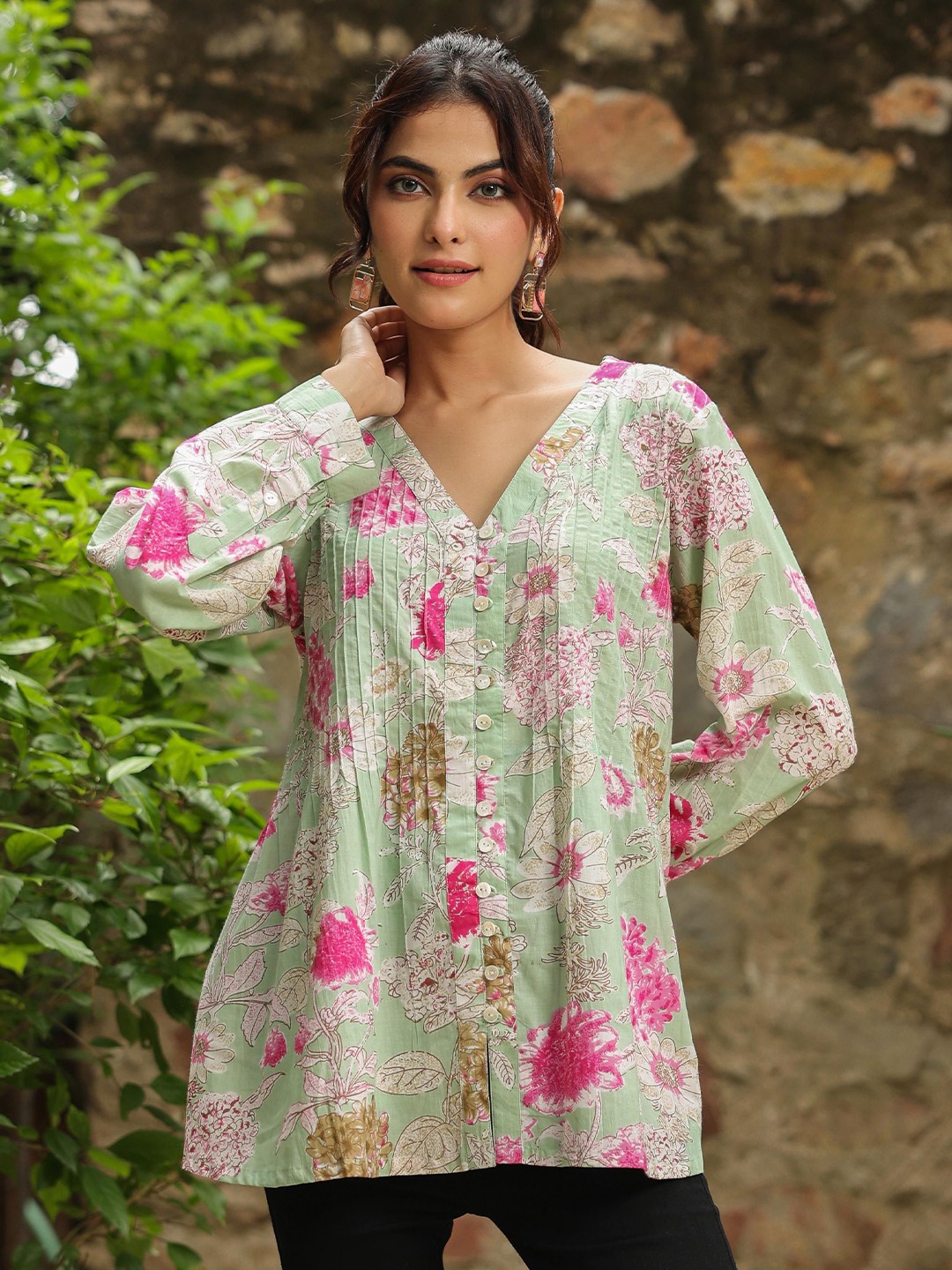 

Jaipur Morni Women Floral Print Cotton Top, Green