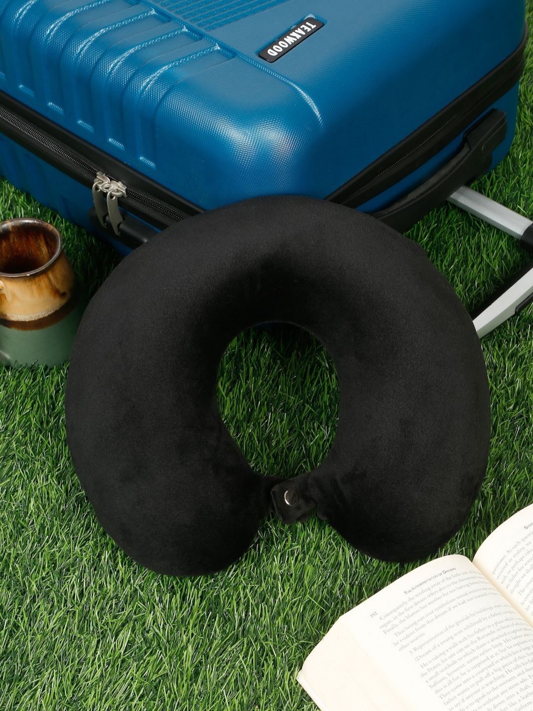 

Teakwood Leathers Black Memory Foam Filled Faux Velvet Ultra Soft Travel Pillow