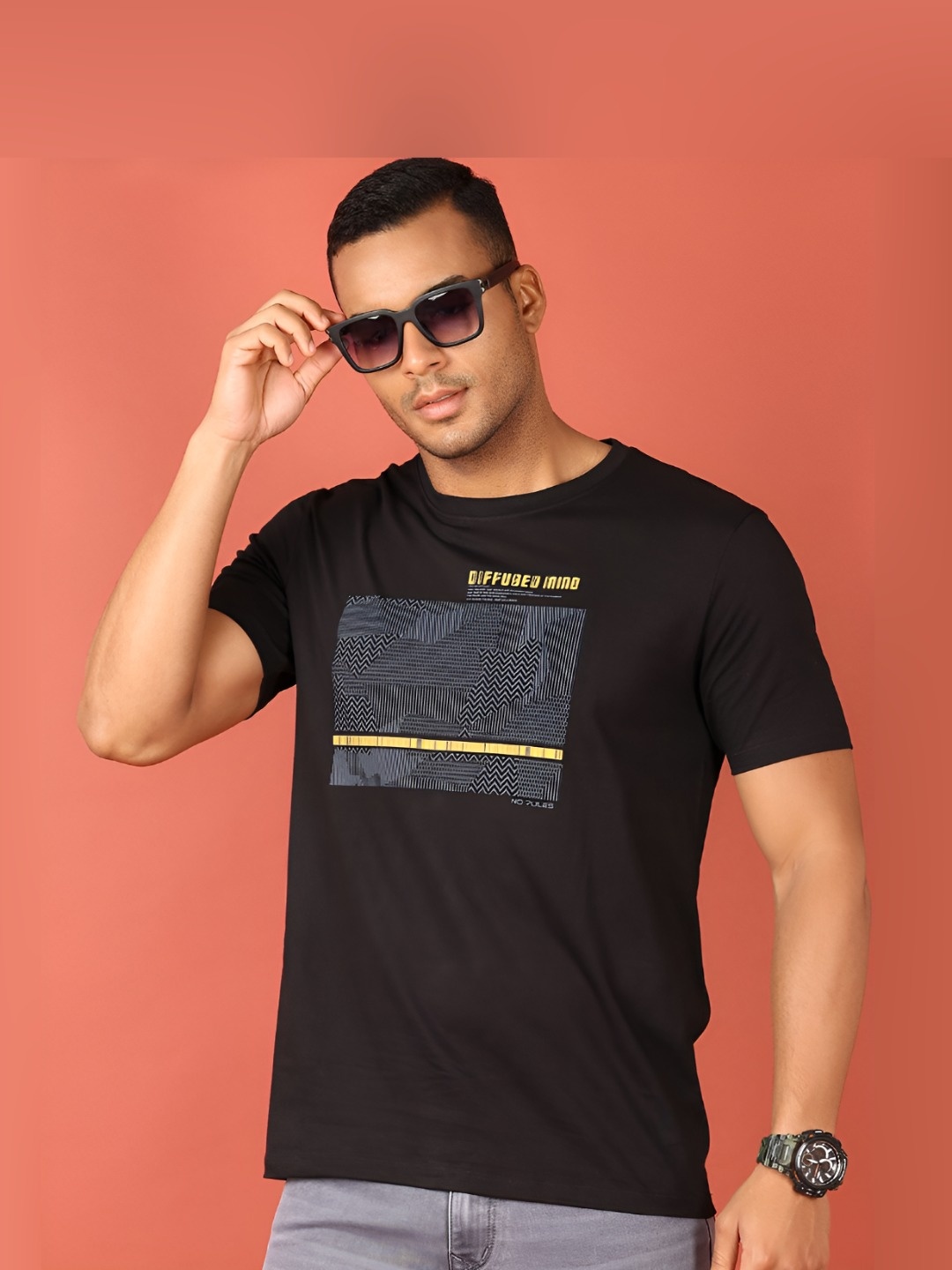 

V-Mart Men Graphic Printed Round Neck Cotton T-shirt, Black