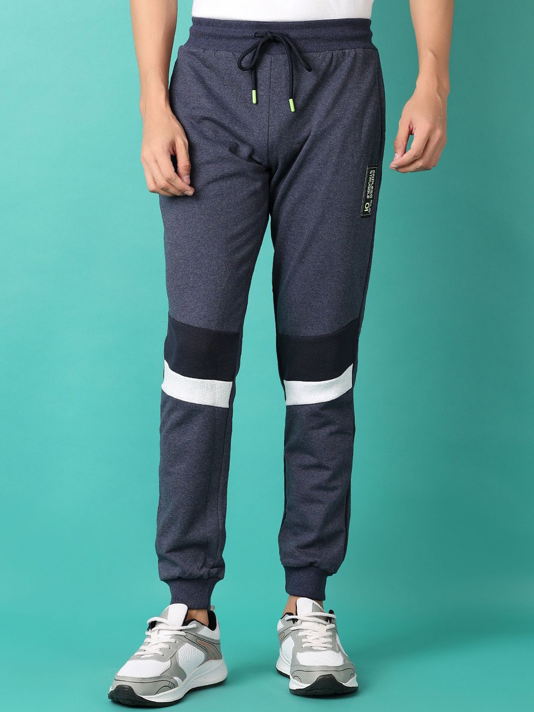 

V-Mart Men Cotton Regular Fit Mid-Rise Track Pant, Navy blue