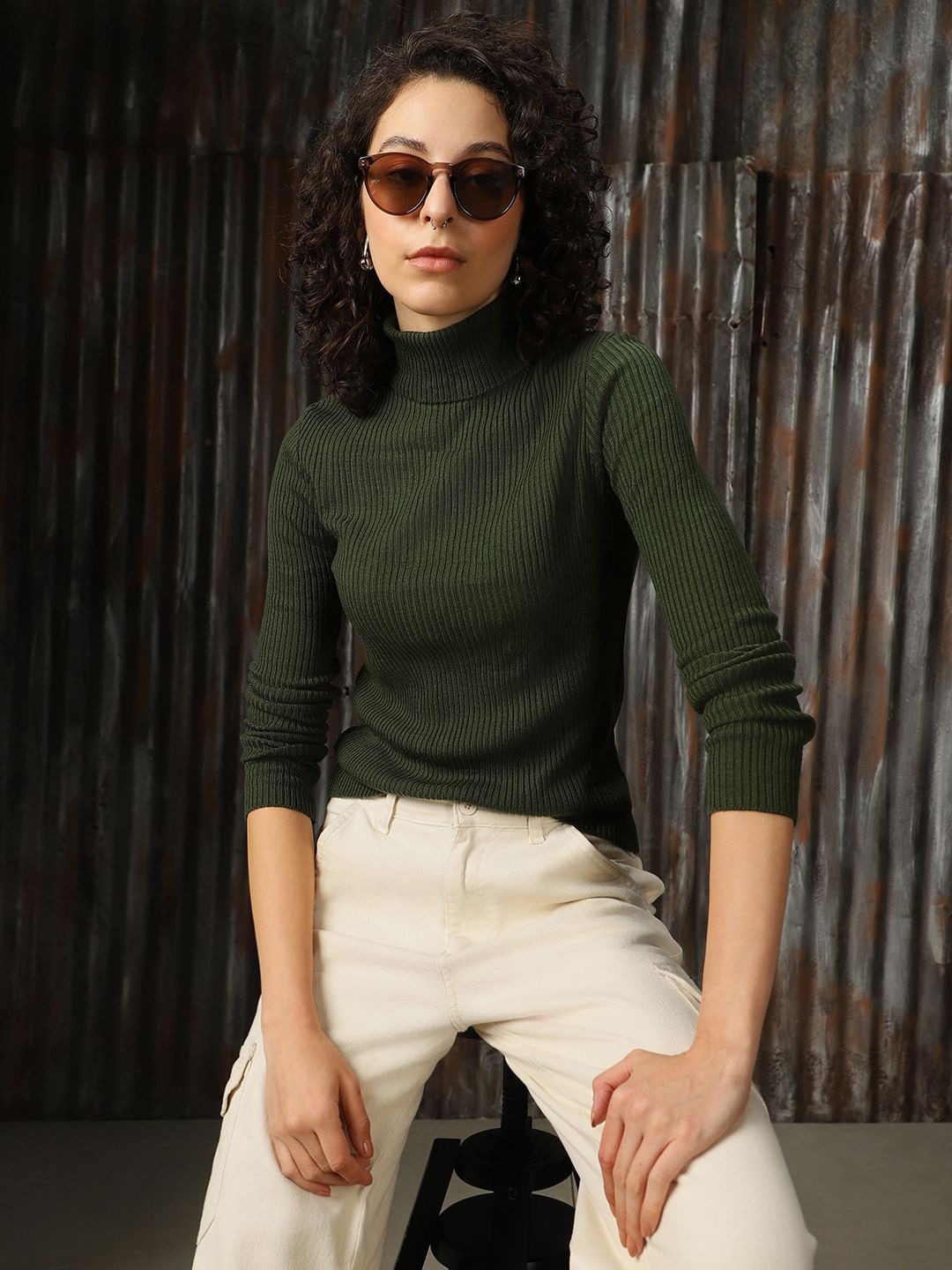 

High Star Women Turtle Neck Solid Ribbed Pullover, Green