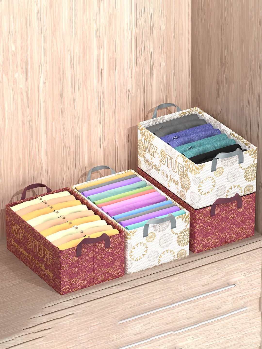 

Kuber Industries Maroon 4 Pieces Printed Foldable Drawer Organisers