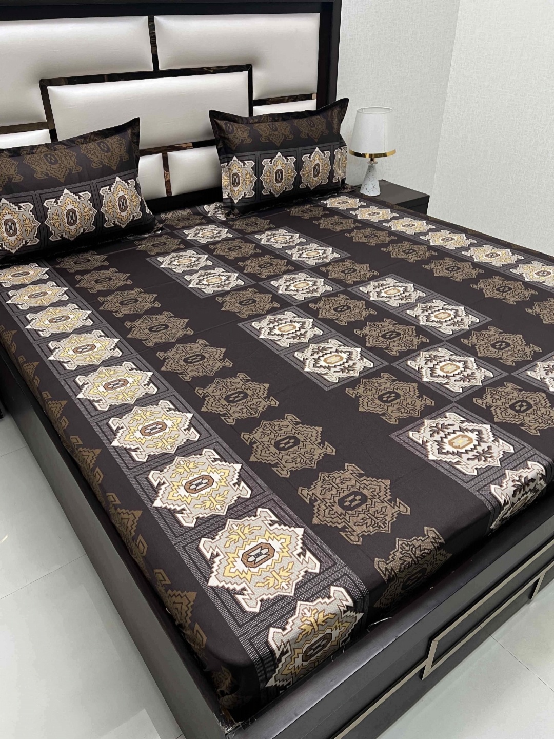 

Pure Decor Passion Fur Brown 300 TC Pure Cotton Queen Bedsheet-2.28 m x 2.55 m