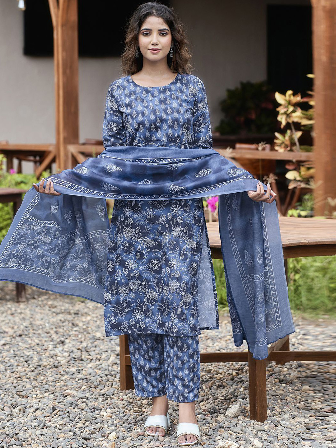 

KALINI Floral Printed Kurta with Trouser & Dupatta, Blue