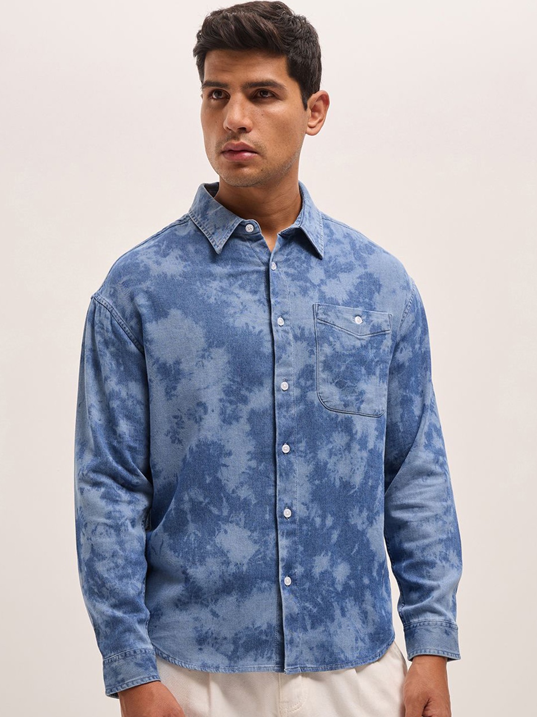 

THE BEAR HOUSE Men Spread Collar Dyed Cotton Relaxed Fit Casual Shirt, Blue