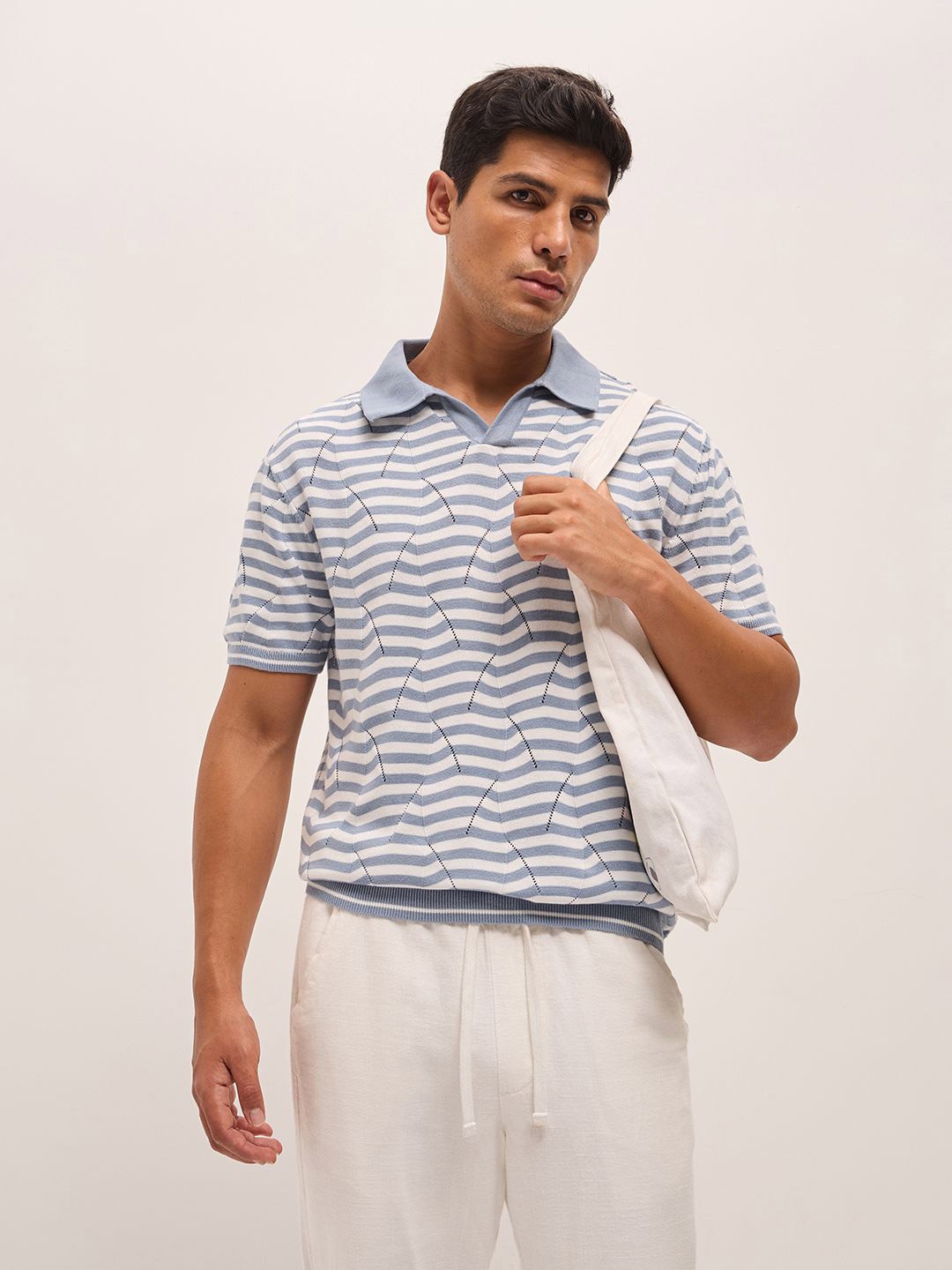 

THE BEAR HOUSE Men Polo Collar T-shirt, Purple