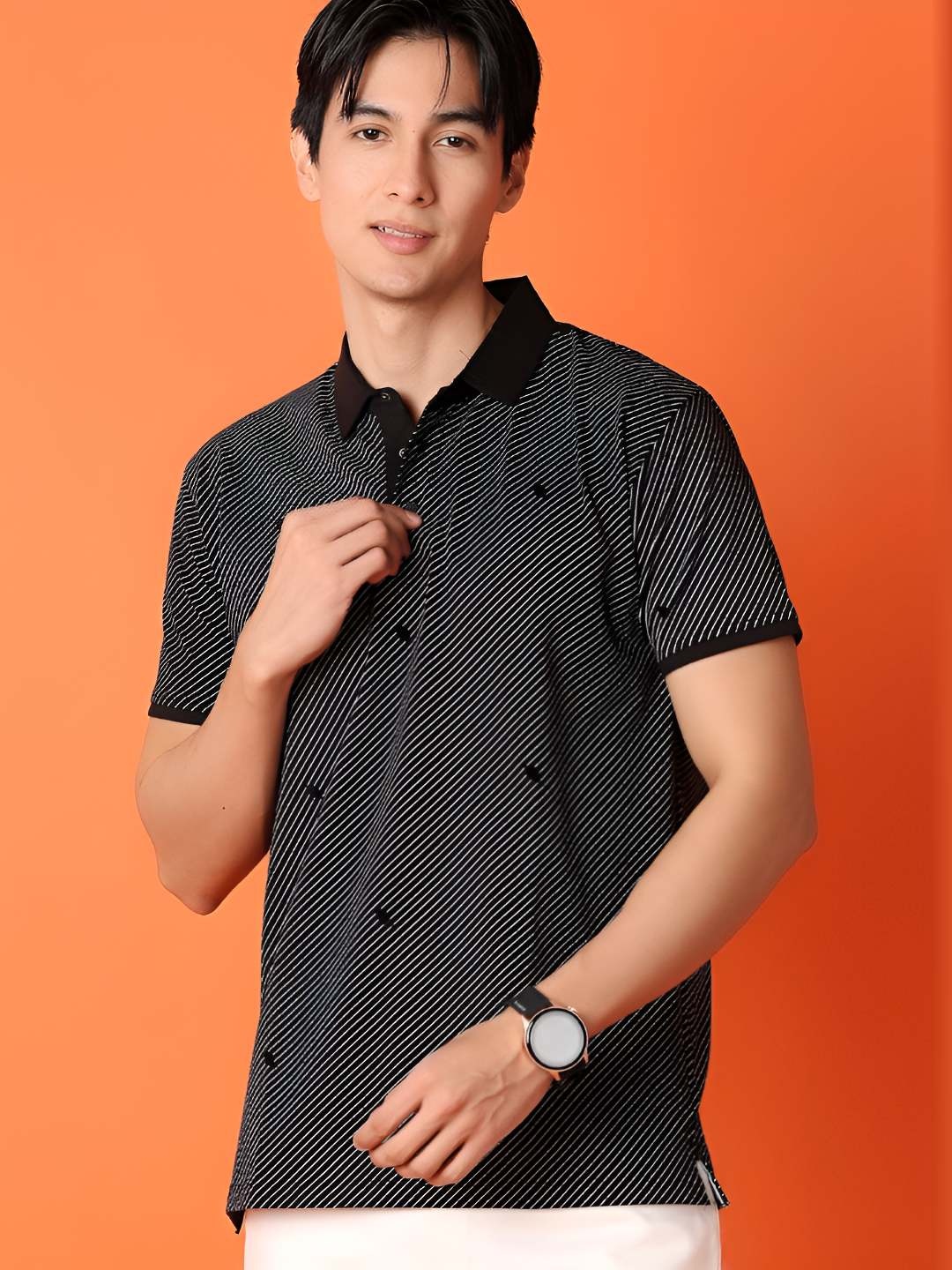 

V-Mart Men Striped Polo Collar T-shirt, Black