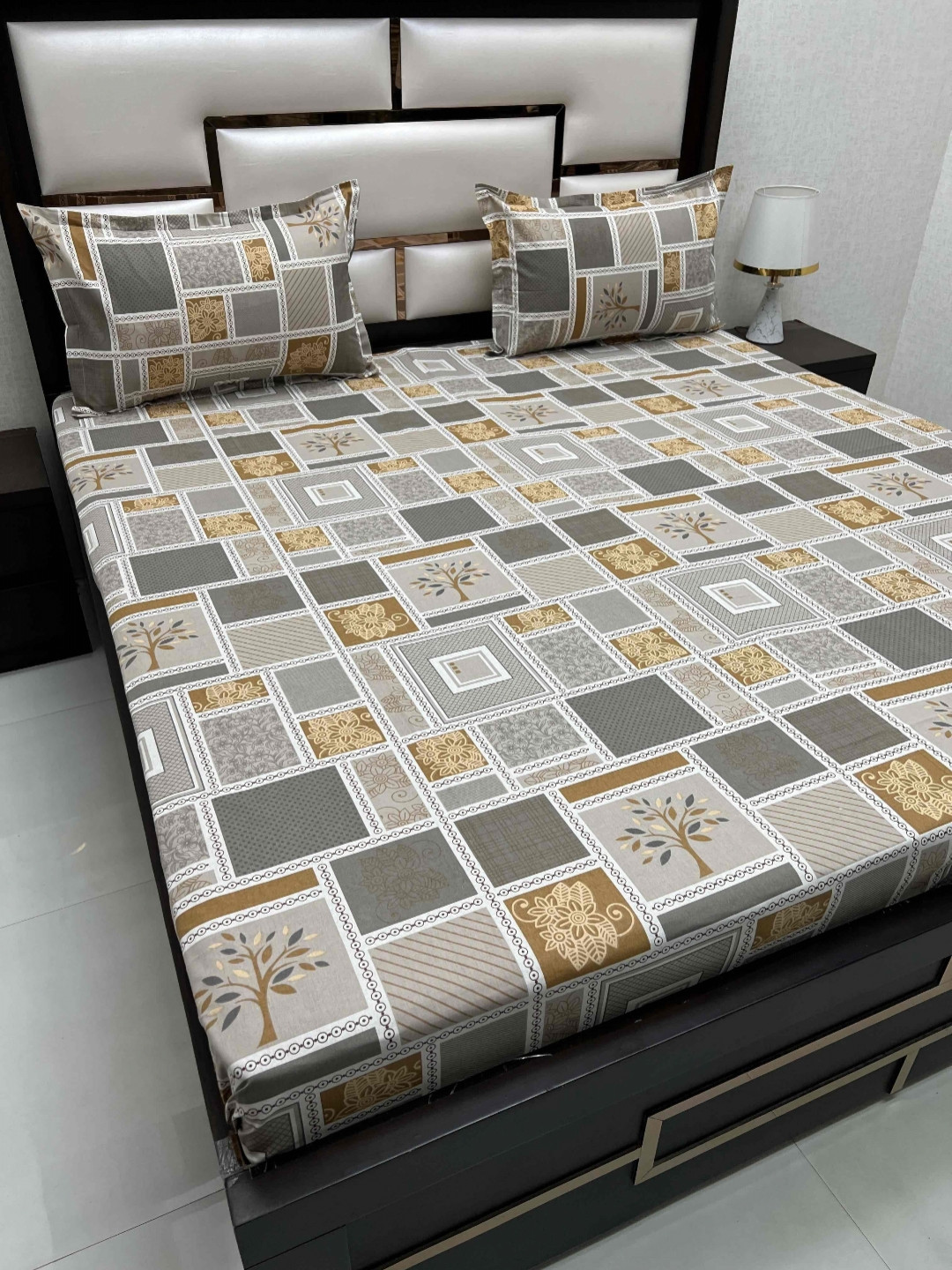 

Pure Decor Passion White Printed Pure Cotton 210 TC Queen Bedsheet Set 2.29 m x 2.55 m