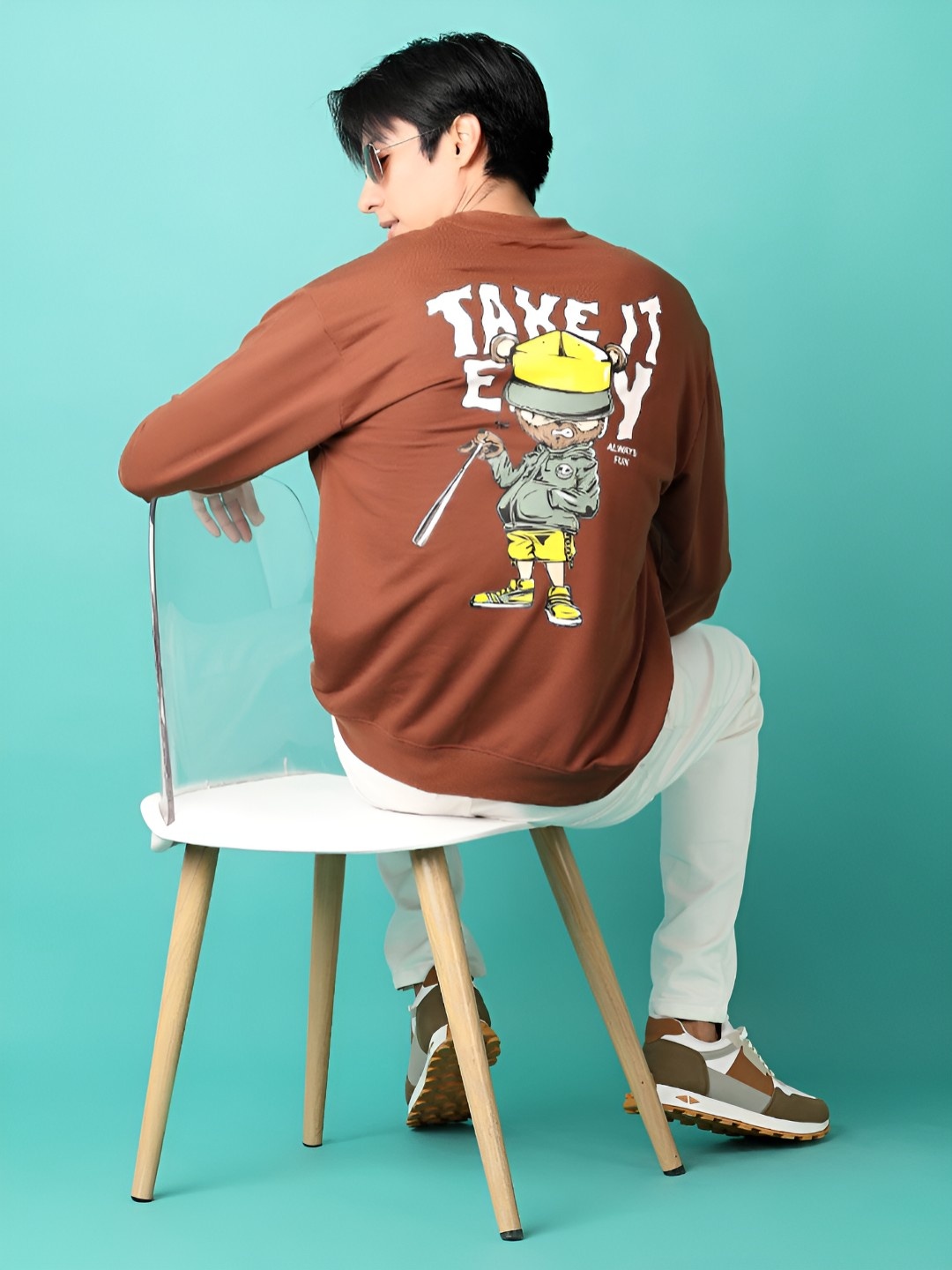 

V-Mart Men Typography Boxy T-shirt, Brown