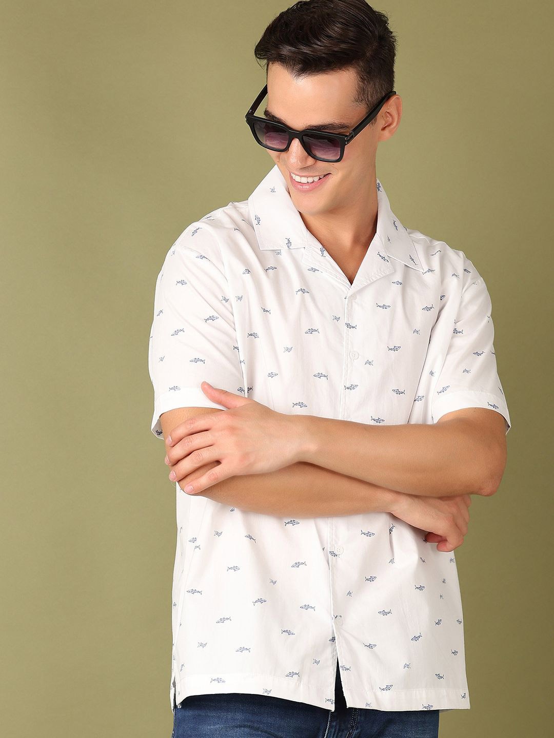 

V-Mart Men Cuban Collar Micro Ditsy Printed Cotton Casual Shirt, White