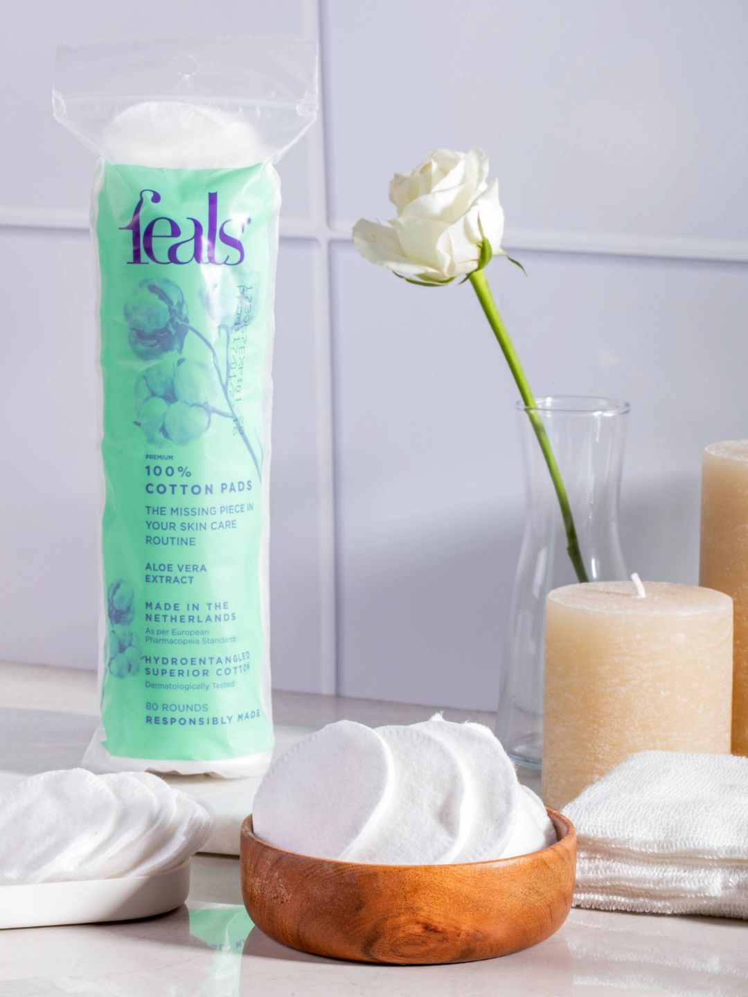 

FEALS Set Of 4 Cotton Pads With Aloevera - 80 Pads Each, White