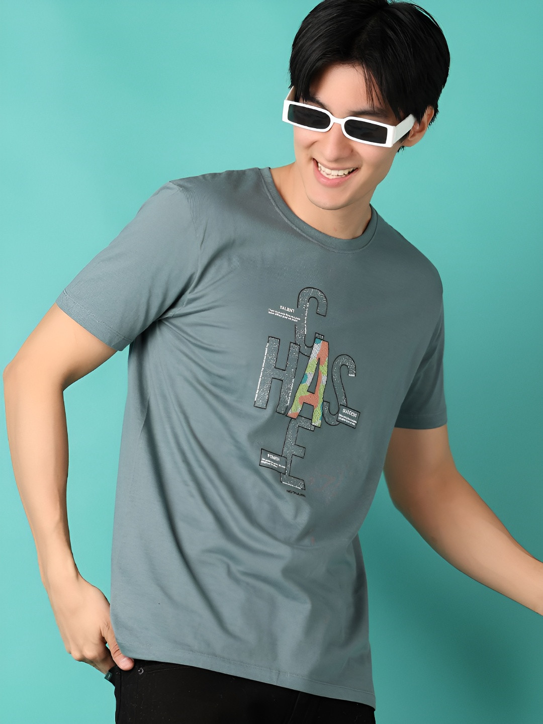 

V-Mart Men Typography Printed Round Neck Cotton T-shirt, Grey