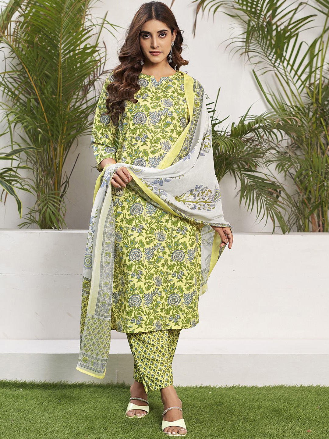 

KALINI Floral Printed Notch Neck Straight Kurta with Trousers & Dupatta, Yellow