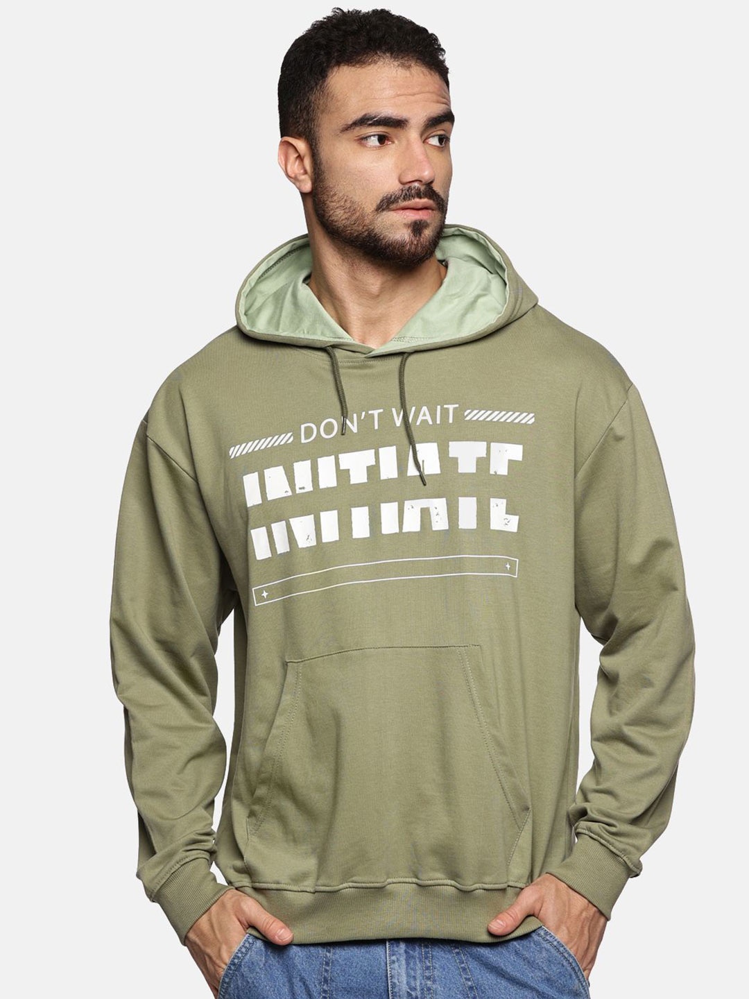 

The Roadster Lifestyle Co Men Printed Relaxed Fit Hoodie, Olive