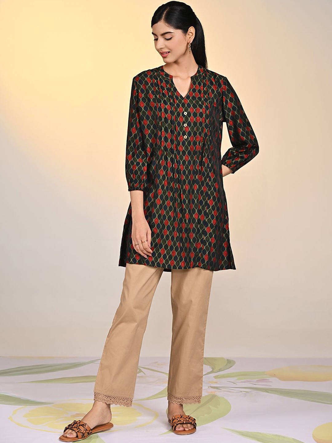 

Lakshita Women Geometric Printed Mandarin Collar Kurti, Green