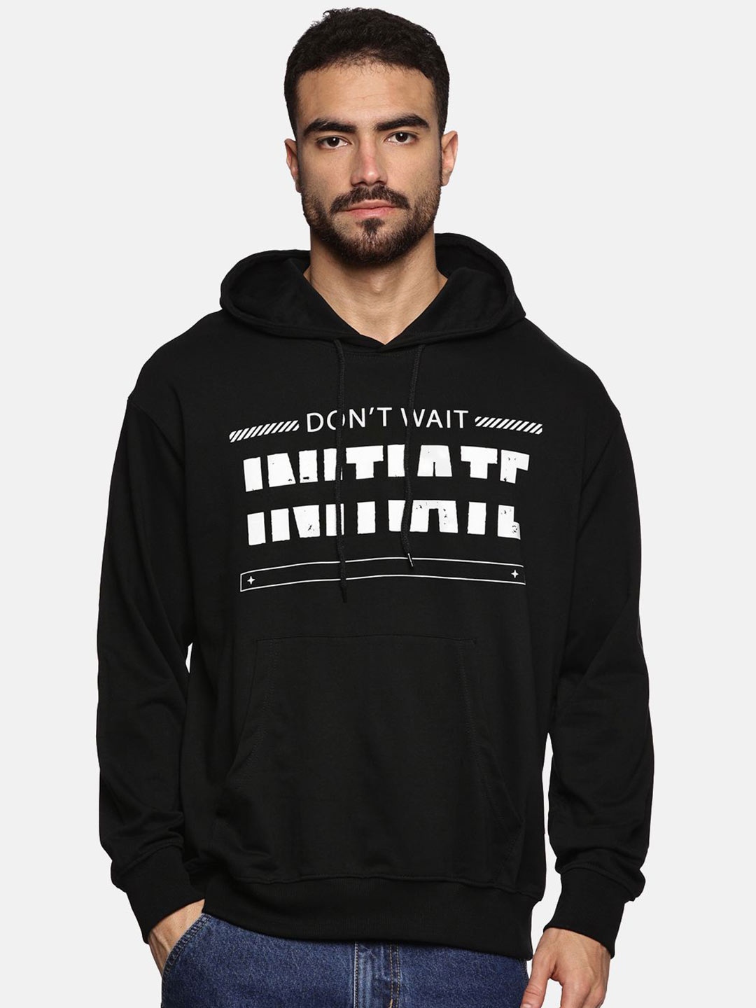 

The Roadster Lifestyle Co Men Printed Cotton Relaxed Fit Hooded Sweatshirts, Black