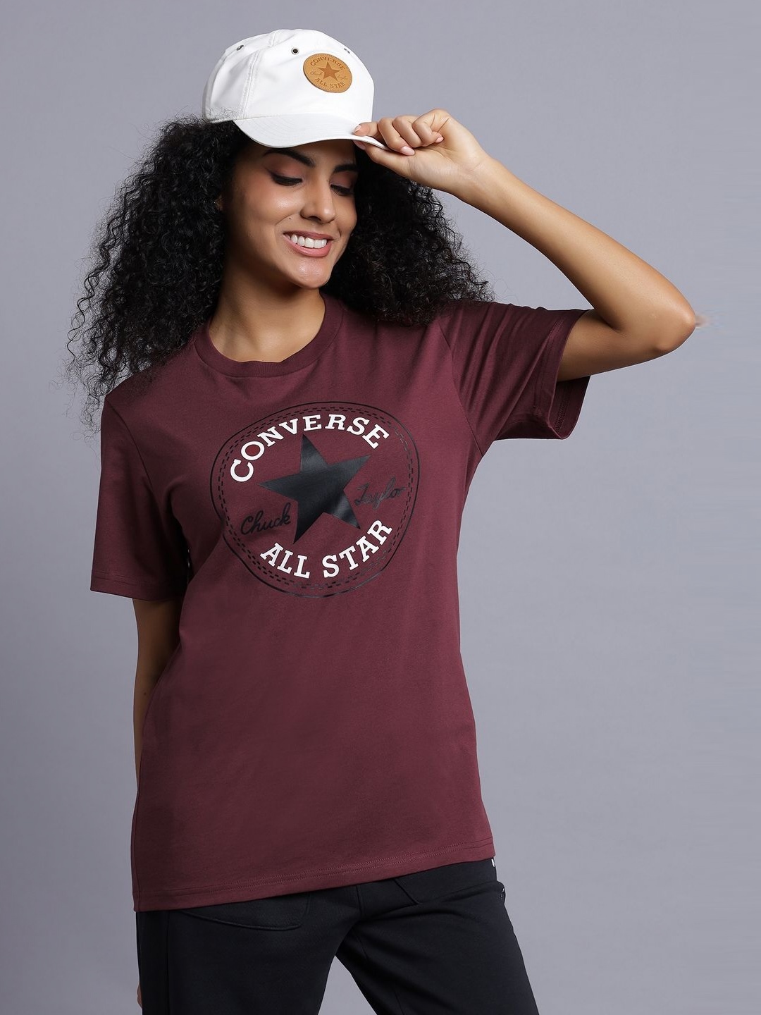 

Converse Unisex Go-To All Star Patch Standard-Fit T-Shirt, Maroon