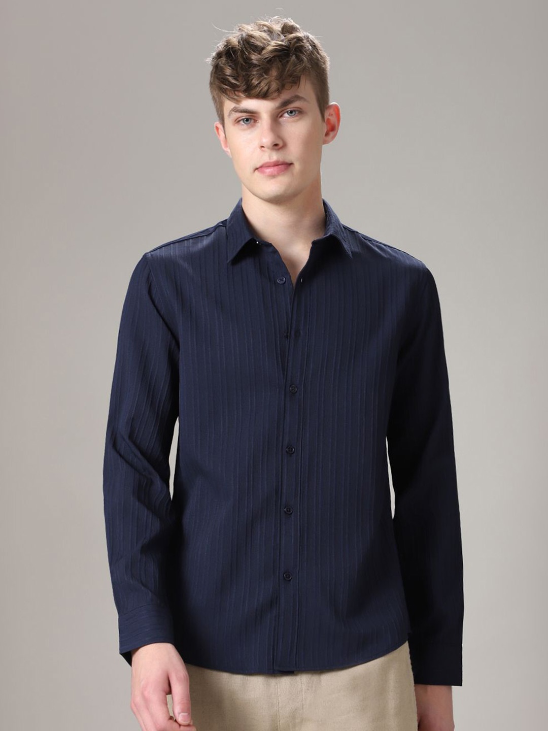 

Banana Club Men Classic Slim Fit Opaque Casual Shirt, Navy blue
