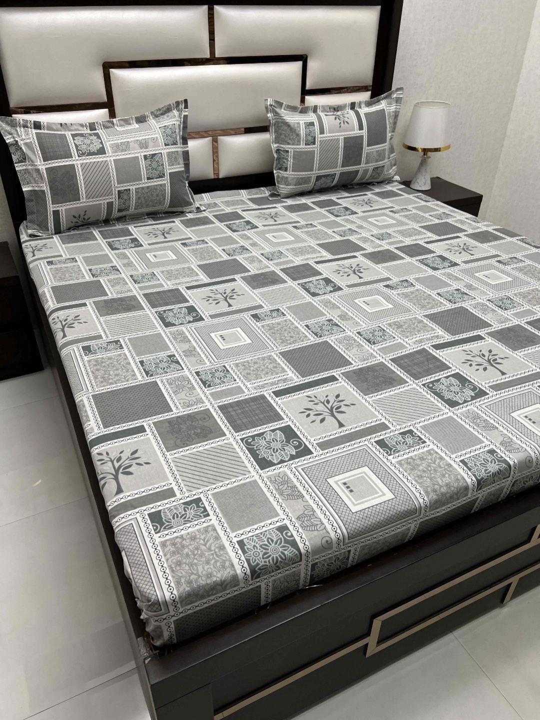 

Pure Decor Passion Grey Ethnic Printed Pure Cotton 210 TC Queen Bedsheet Set 2.55 x 2.29m