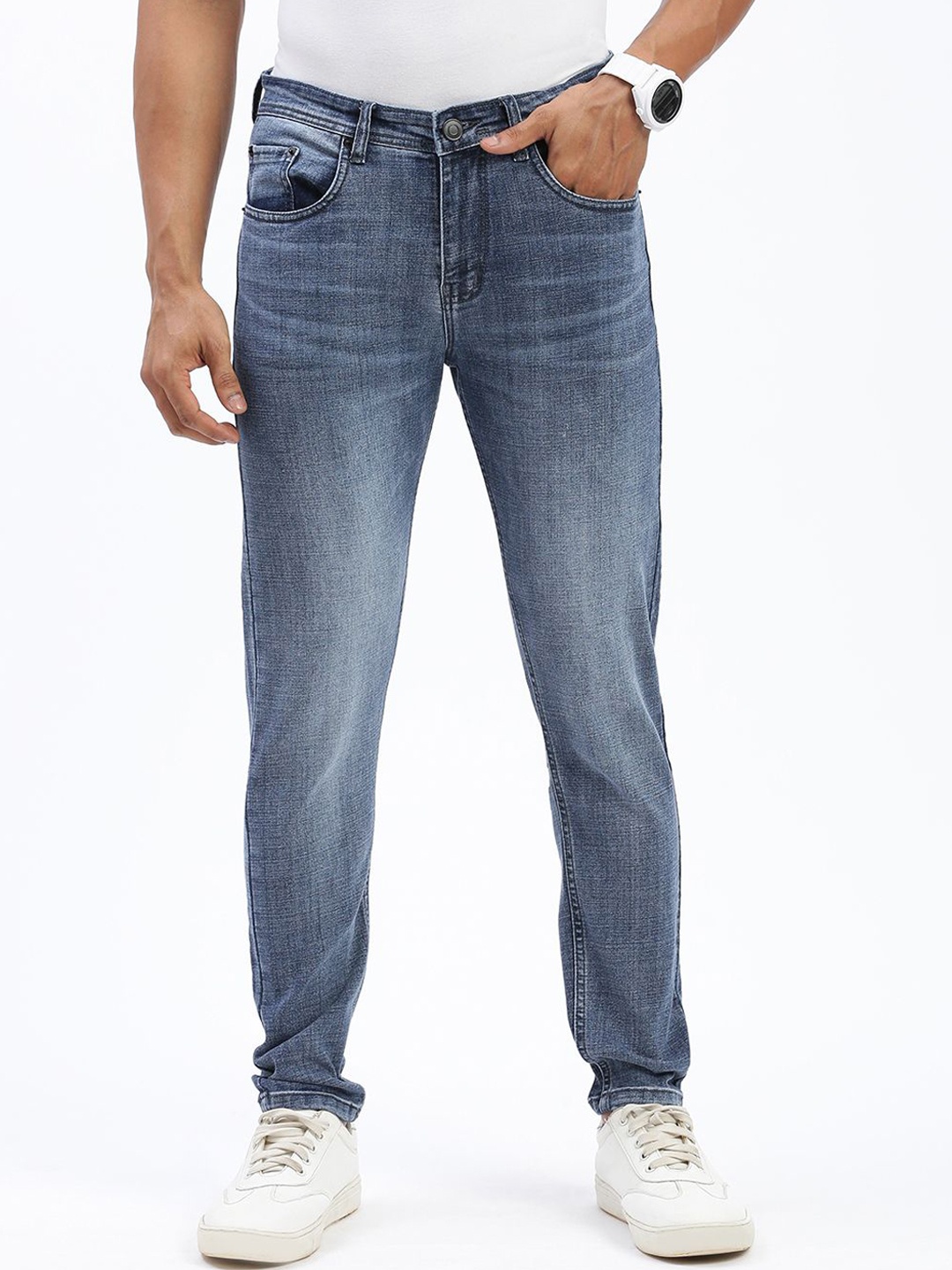 

SHOWOFF Men Comfort Slim Fit Light Fade Clean Look Jeans, Blue