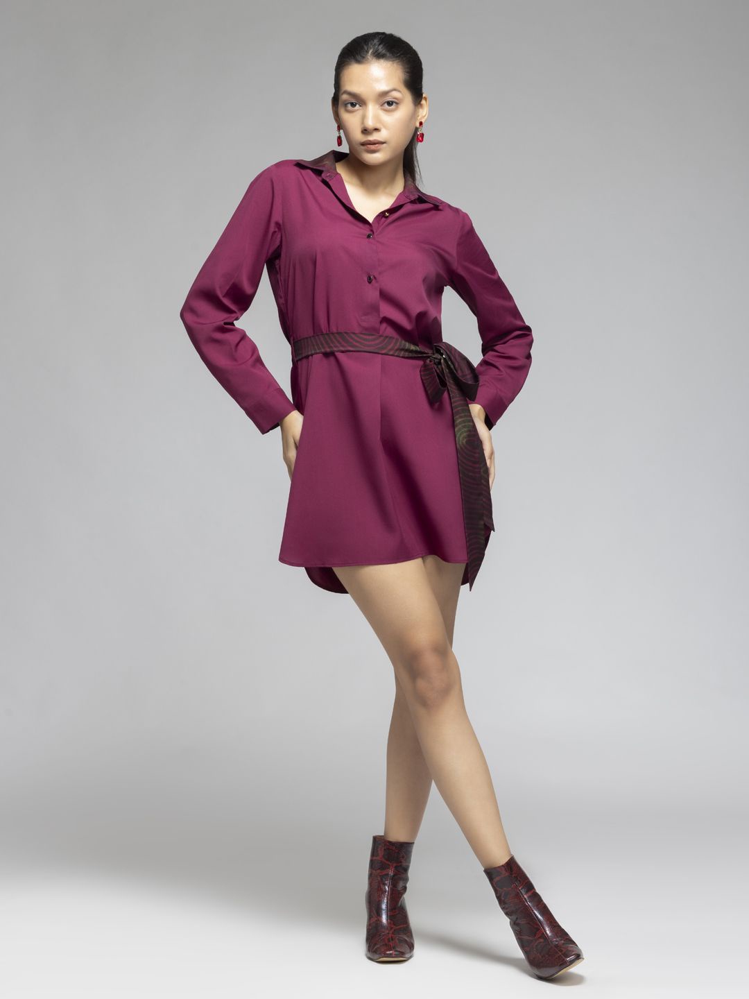 

SHAYE Womens Crepe Shirt Dress, Maroon