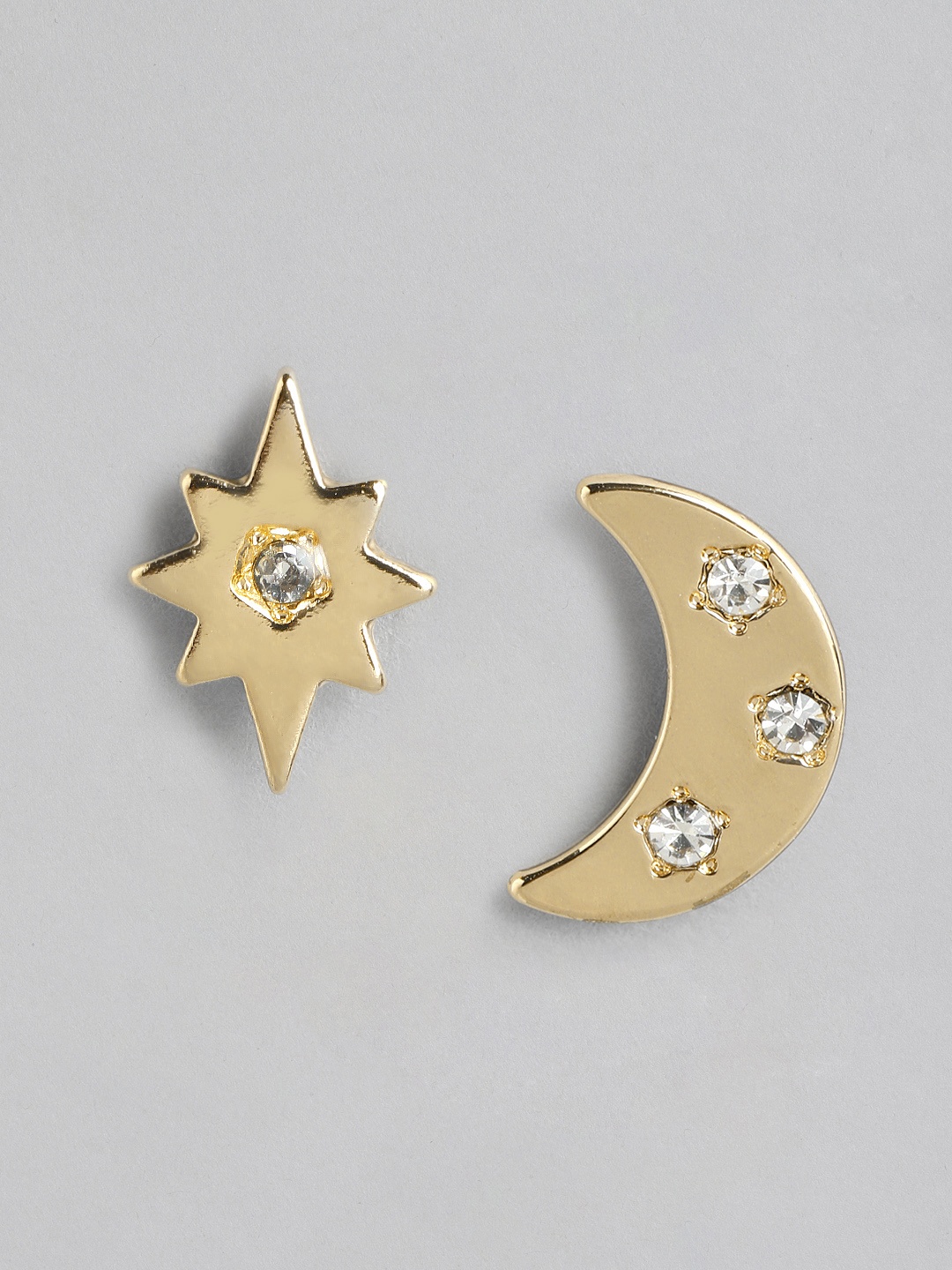 

Forever New Gold-Plated Star Shaped Mismatch Studs