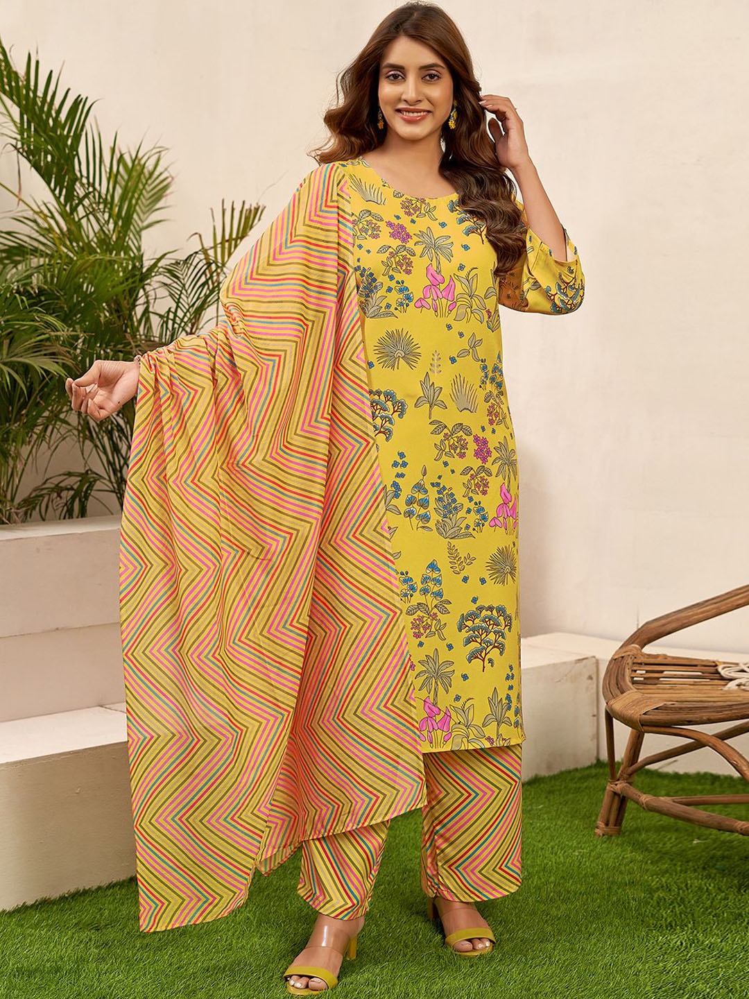 

KALINI Floral Printed Straight Kurta With Trousers & Dupatta, Yellow