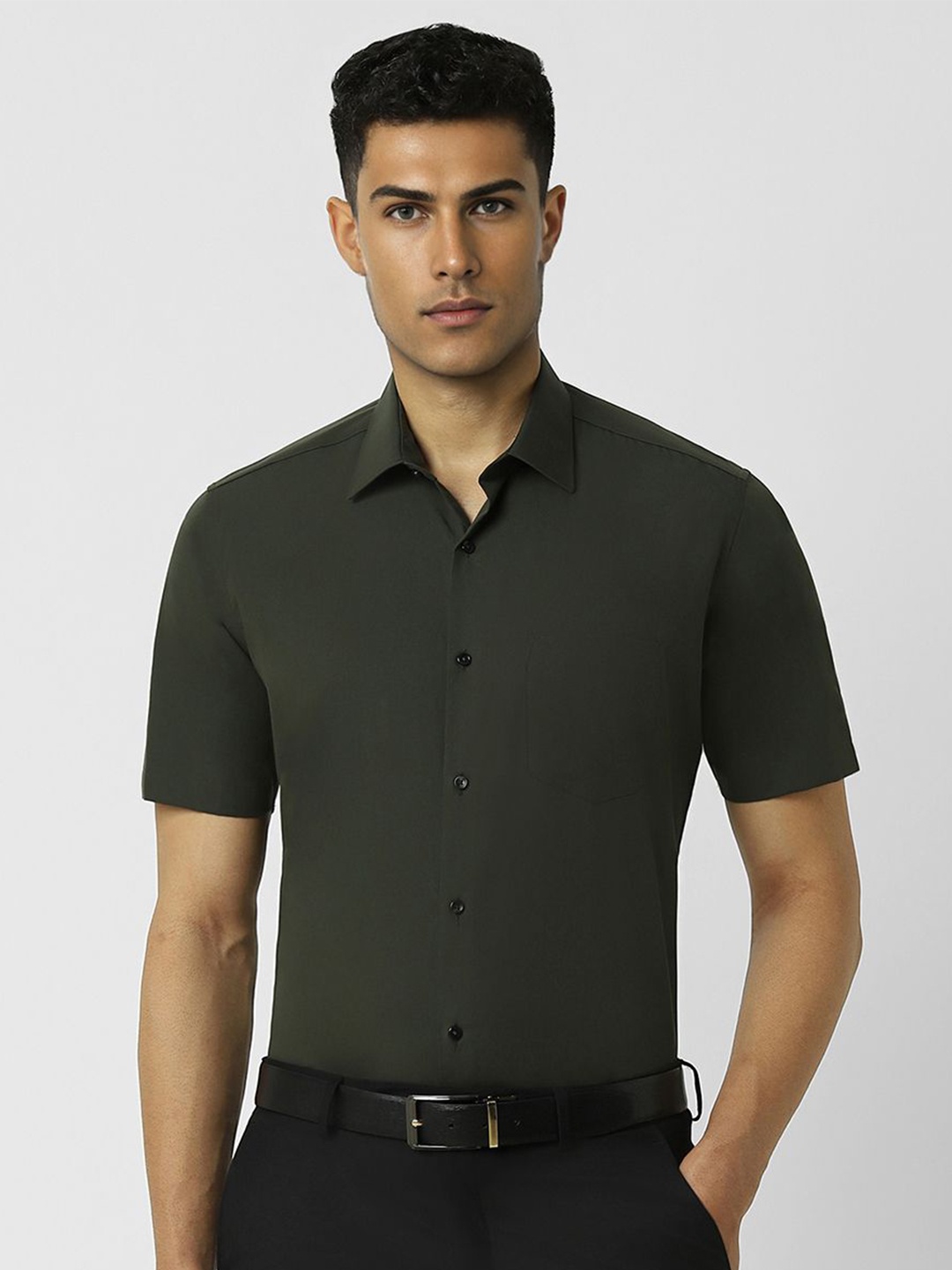 

Van Heusen Men Opaque Formal Shirt, Olive