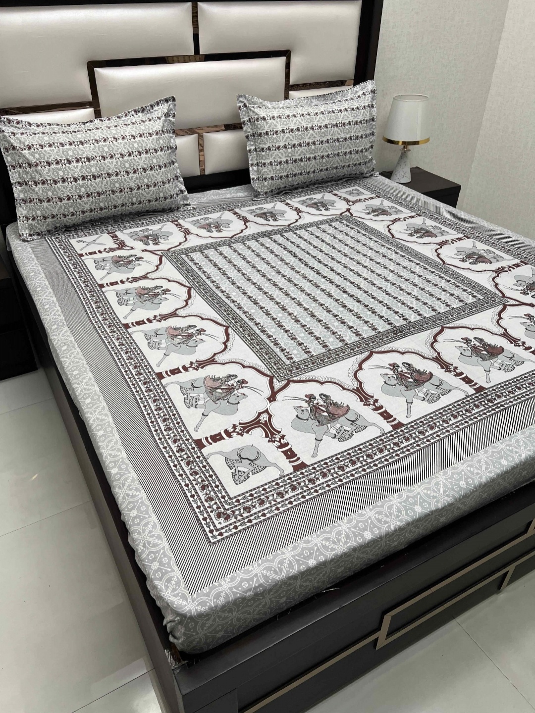 

Pure Decor Cotton King Size Double Bed Bedsheet With 2 Pillow Covers 2.74m X 2.74m, Grey
