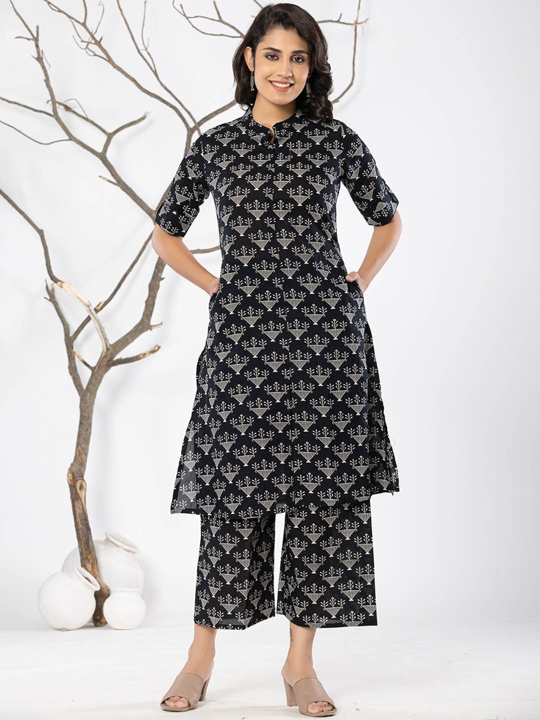 

JAIPURI BUNAAI Printed Pure Cotton Tunic & Palazzo Co-Ords, Charcoal