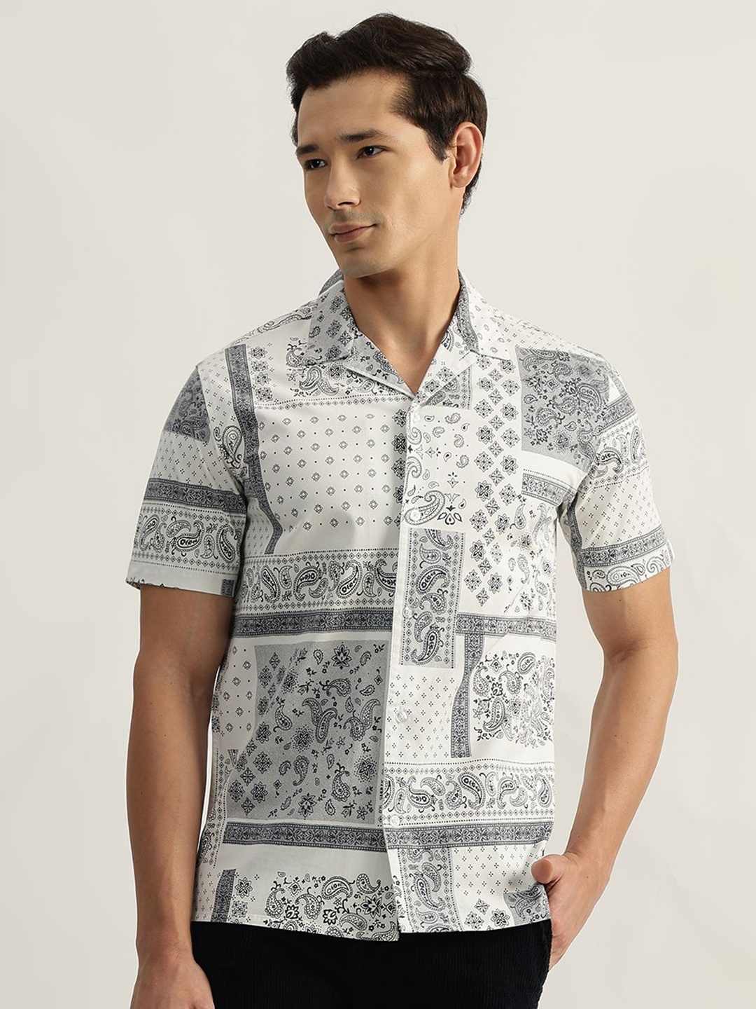 

Iconic Men Cuban Collar Ethnic Motifs Printed Casual Shirt, White