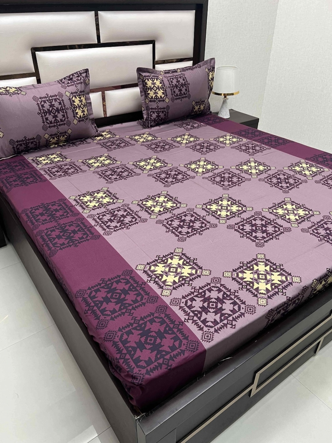 

Pure Decor Passion Fur Purple Printed Cotton 300 TC Queen Bedsheet Set 2.28 m x 2.54 m