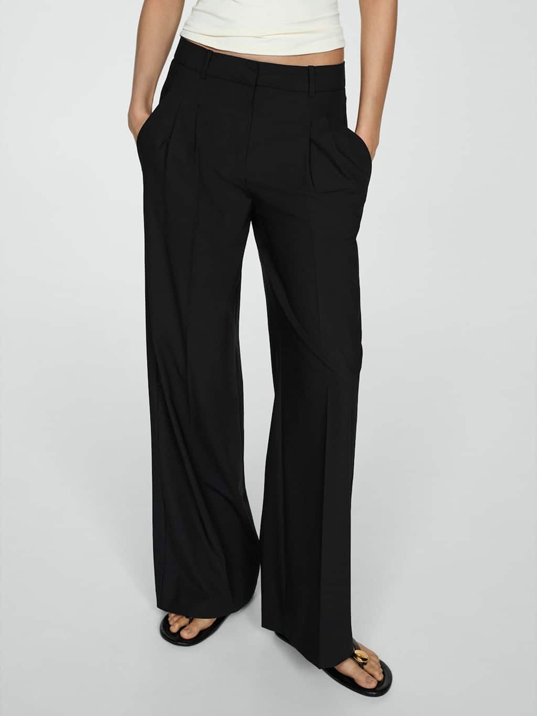 

MANGO Women Straight- Fit Pleated Parallel Trousers, Black