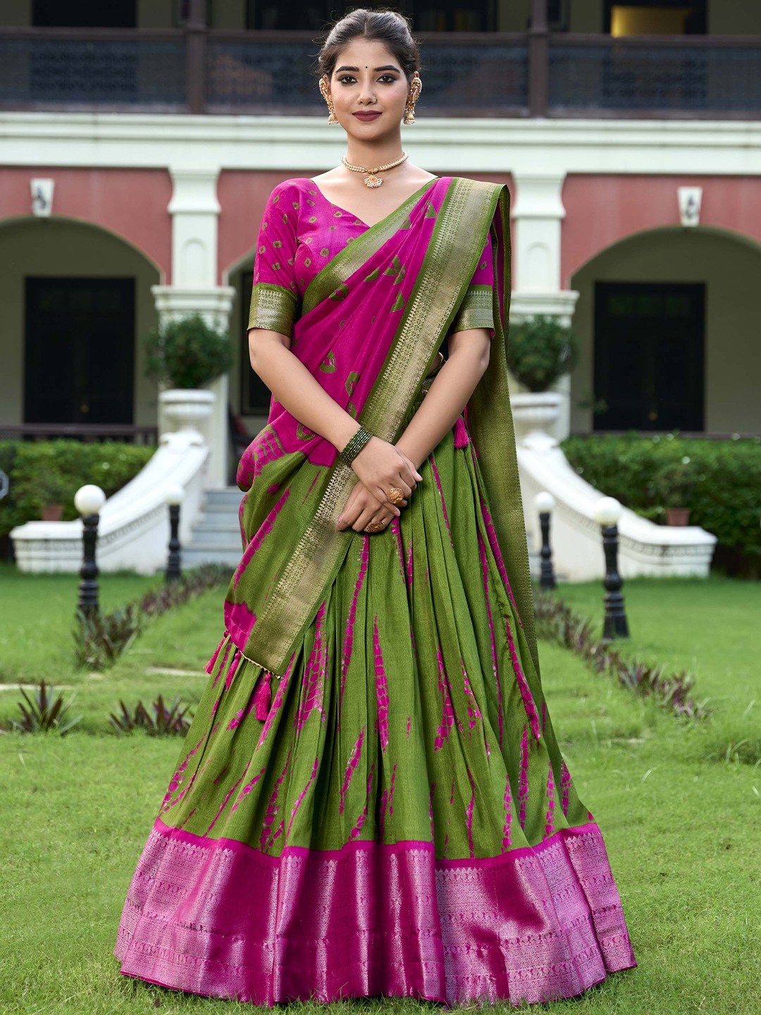 

LOOKNBOOK ART Printed Dola Silk Ready to Wear Lehenga & Unstitched Blouse With Dupatta, Pink